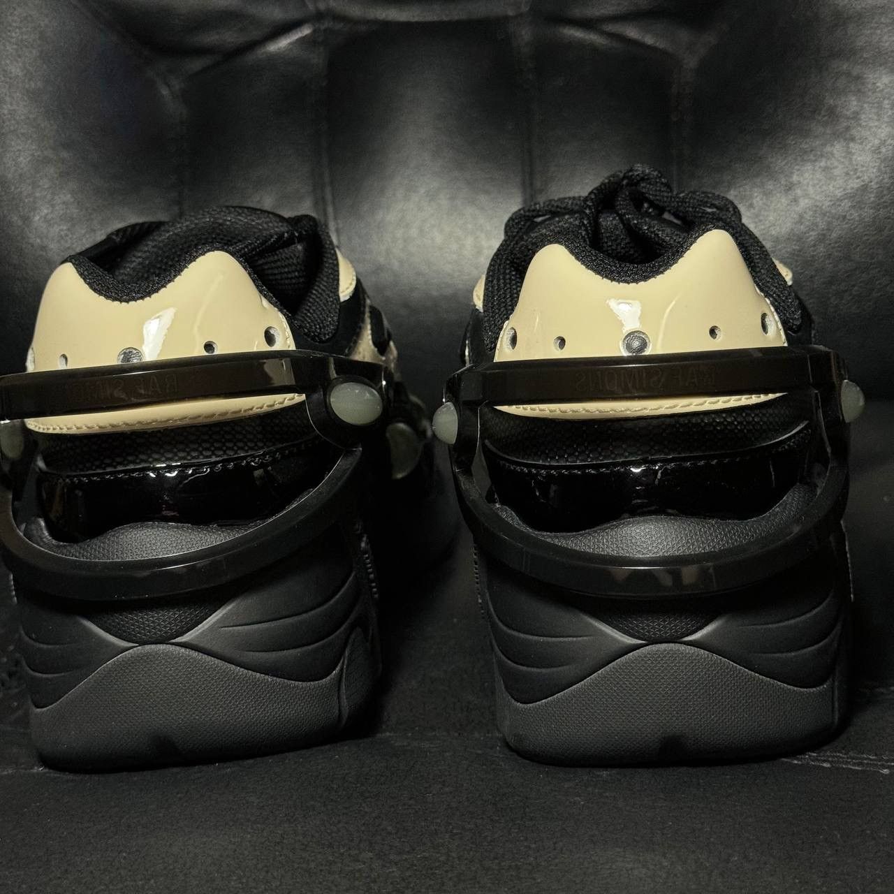 Raf Simons Raf Simons cylon 21 Black Cream Size US 7 / IT 37 - 2 Thumbnail