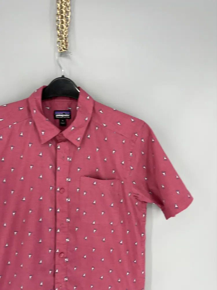 Patagonia Patagonia Art Hawaiian shirt streetwear Travis Scott style Size US S / EU 44-46 / 1 - 5 Thumbnail