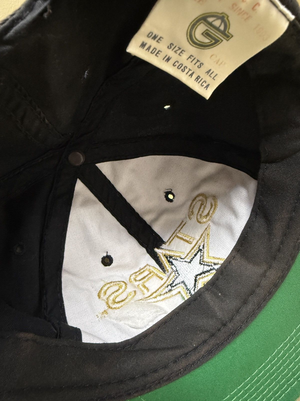 NHL Vintage NHL Sun Faded Snap Back Dallas Stars 90s Cap Size ONE SIZE - 16 Thumbnail