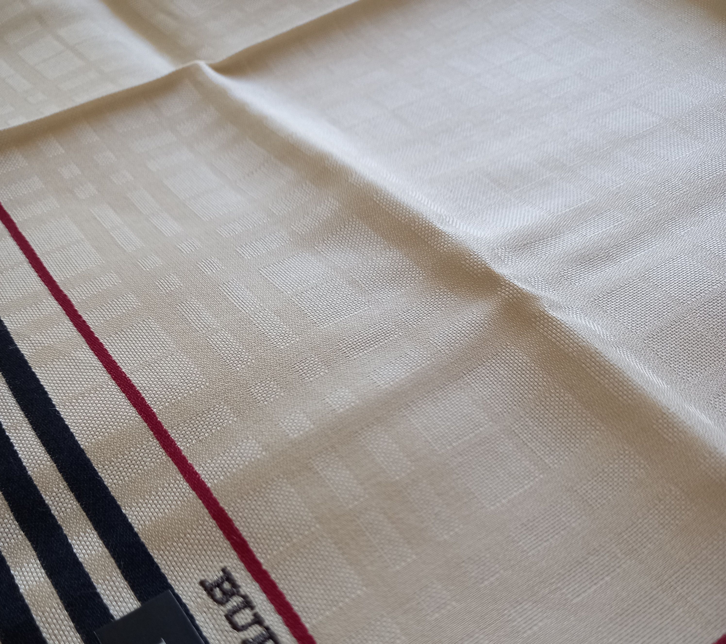Burberry × Vintage NEW Vintage Burberry Bandana/Handkerchief/Pocket Square Size ONE SIZE - 5 Thumbnail