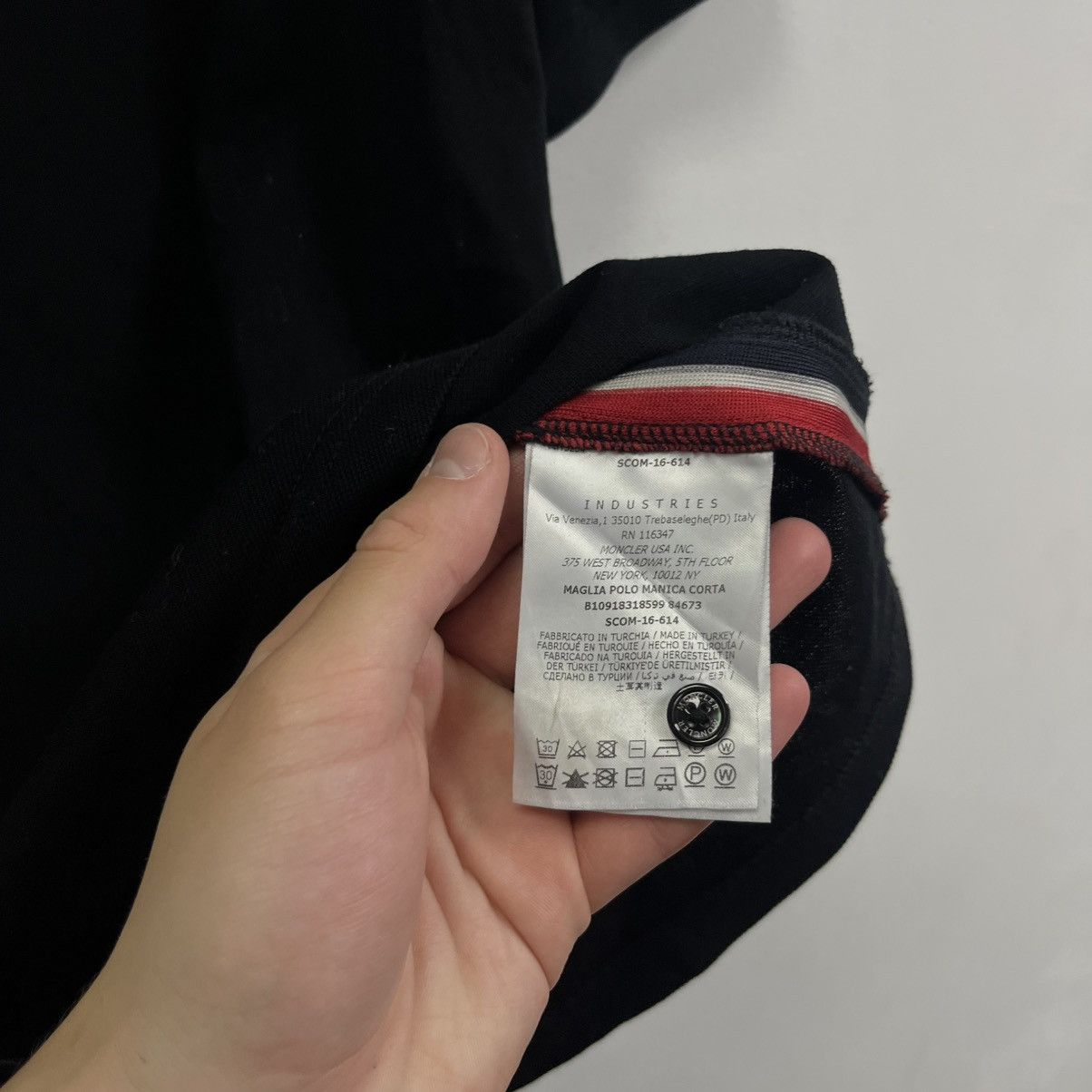 Moncler Moncler Polo T-Shirt Size US L / EU 52-54 / 3 - 11 Thumbnail