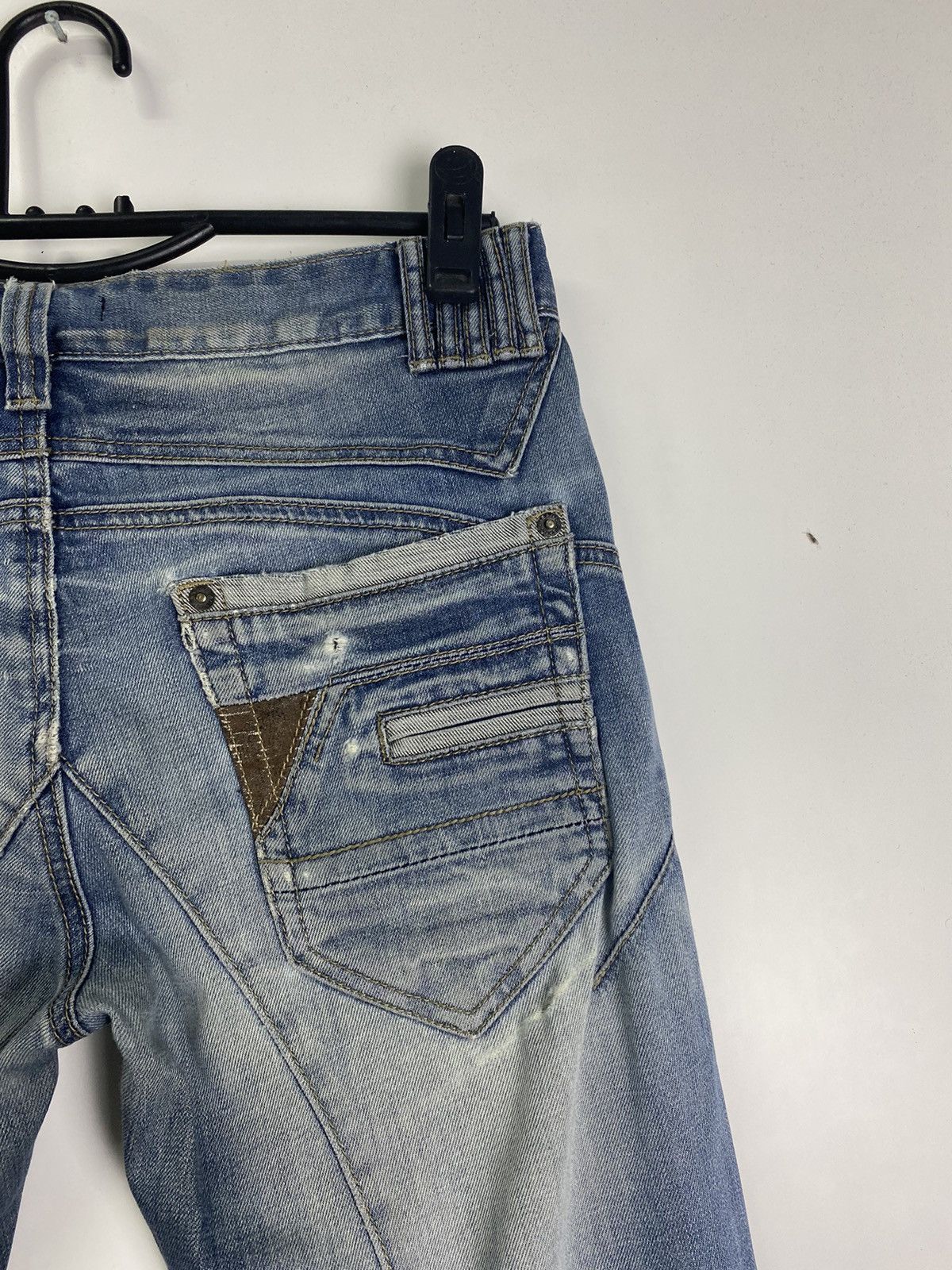Japanese Brand Vintage Distressed Jeans Size US 30 / EU 46 - 12 Thumbnail