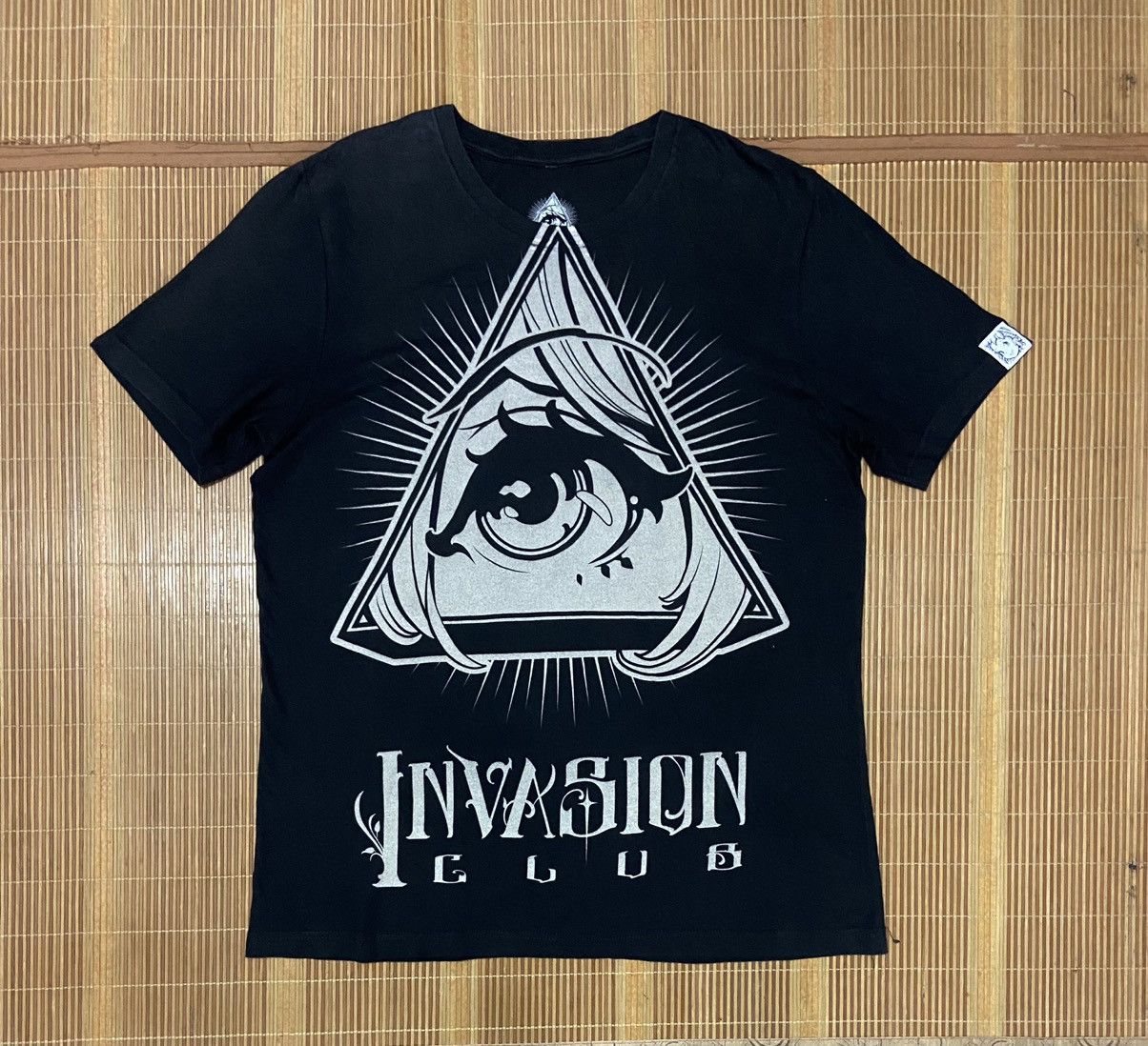 INVASION CLUB TEE