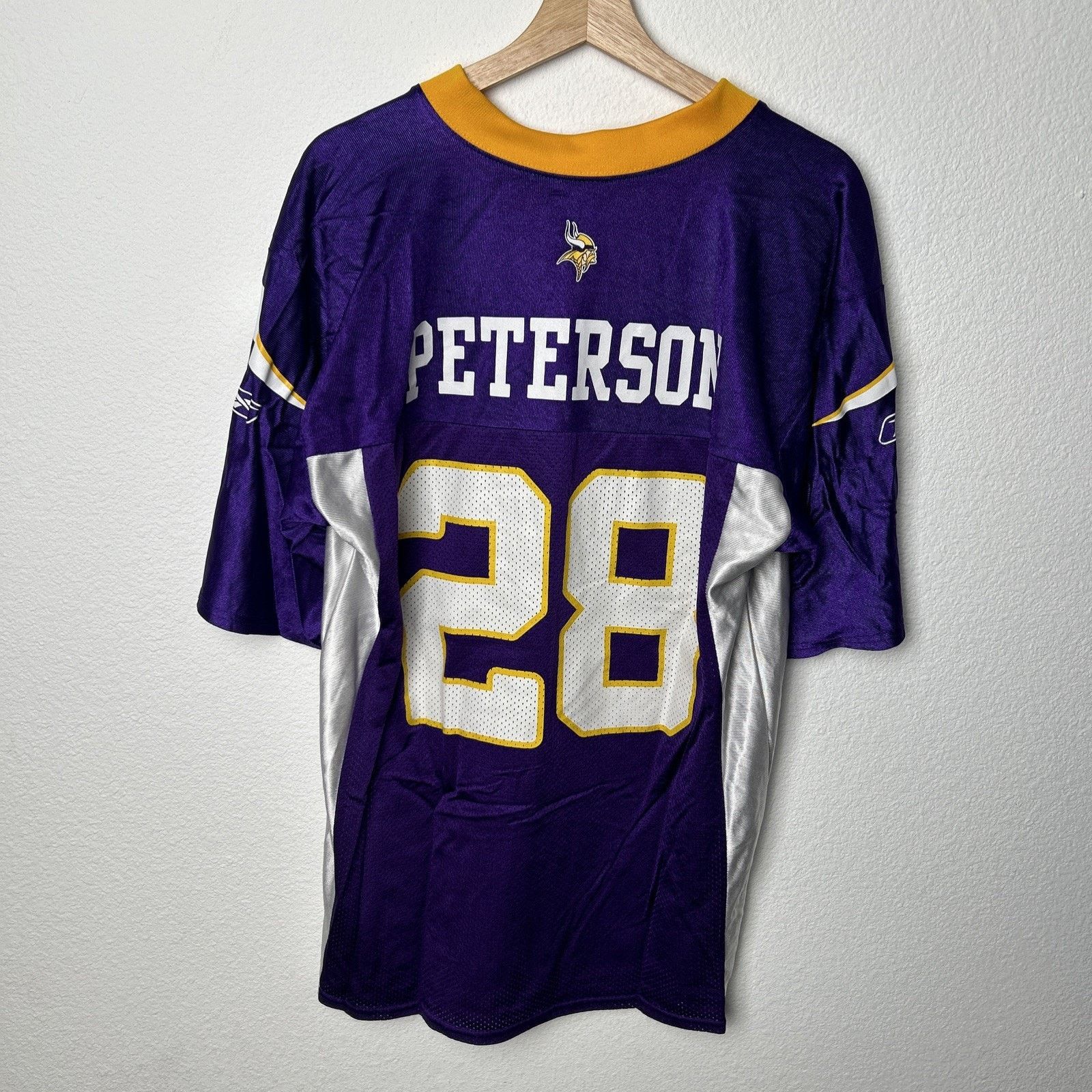 Reebok Minnesota Vikings #28 Peterson Purple Reebok NFL Jersey M Size US M / EU 48-50 / 2 - 4 Thumbnail