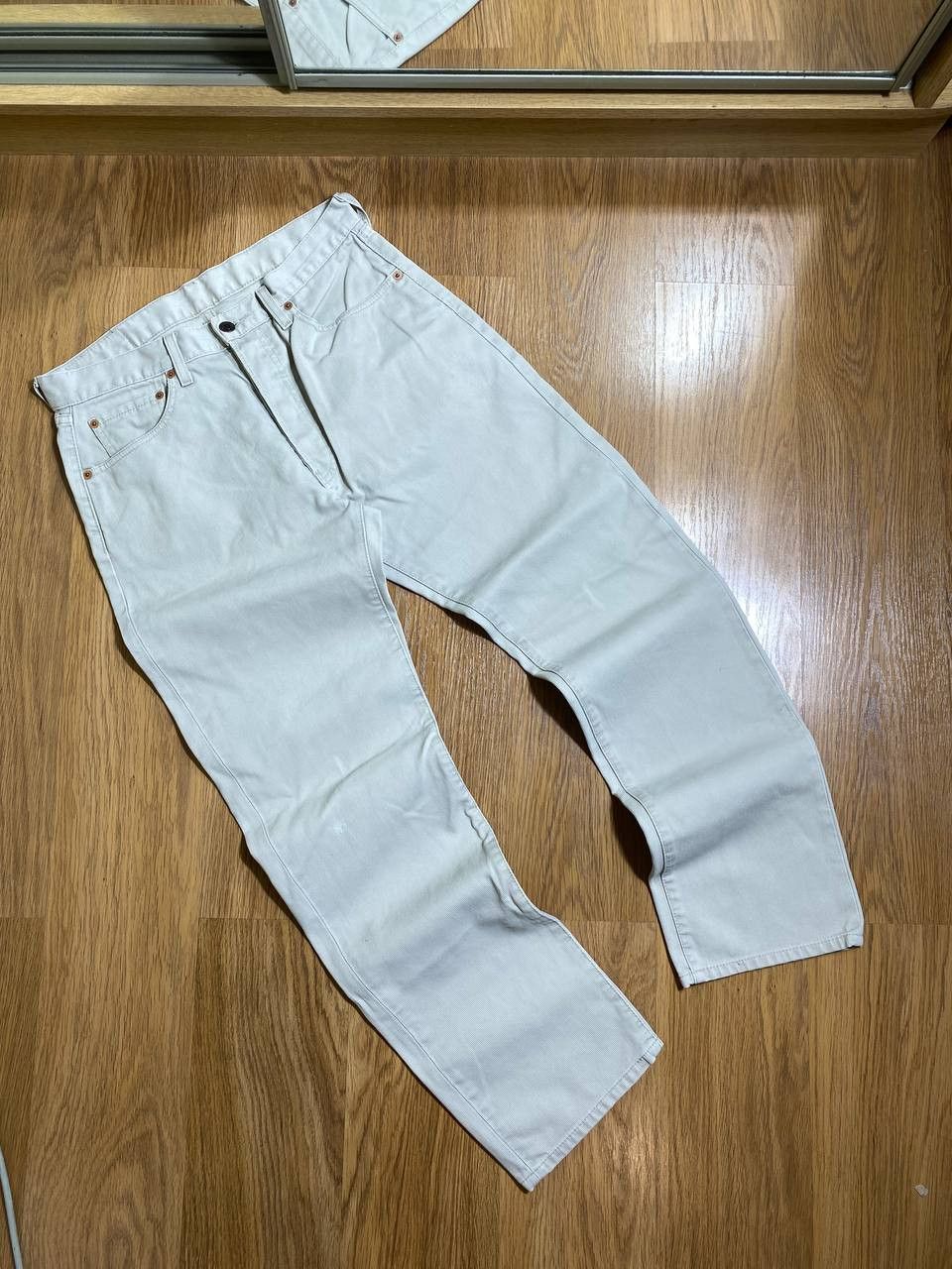 Levi's VINTAGE LEVIS 501 DISTRESS White WASH JEANS Size US 32 / EU 48 - 13 Thumbnail