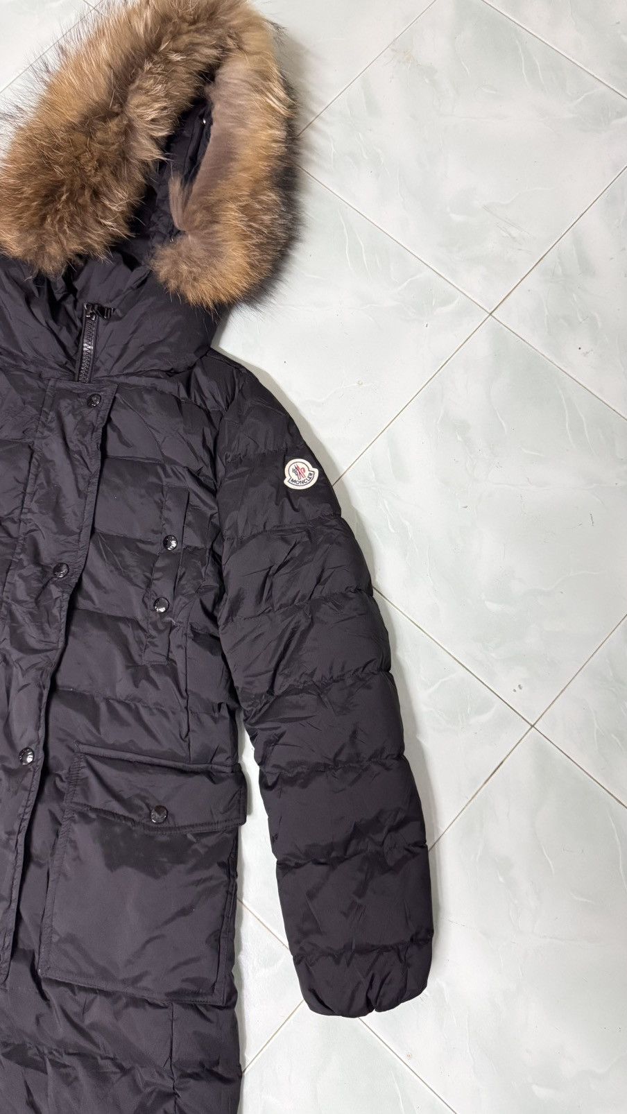 Moncler Moncler Goose Down Jacket Fur Size S / US 4 / IT 40 - 2 Thumbnail