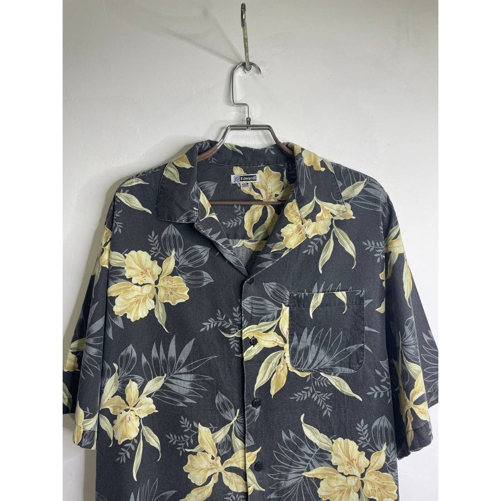 Vintage Vintage Edwards Hawaiian Shirt 2XL Black Yellow Floral Size US XXL / EU 58 / 5 - 3 Thumbnail