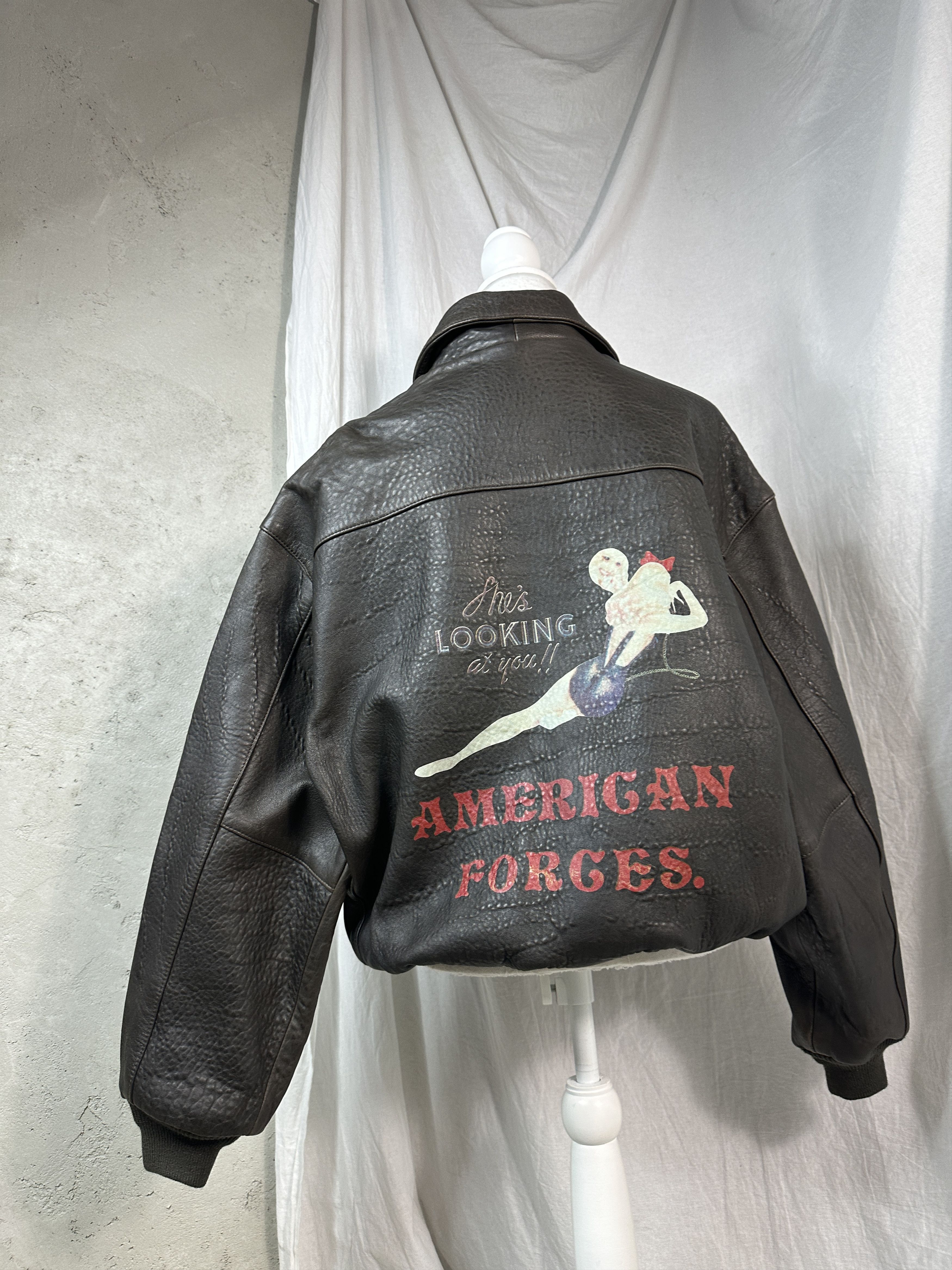 Vintage Vintage US Air Force Pinup Girl Leather Jacket Size US M / EU 48-50 / 2 - 10 Thumbnail