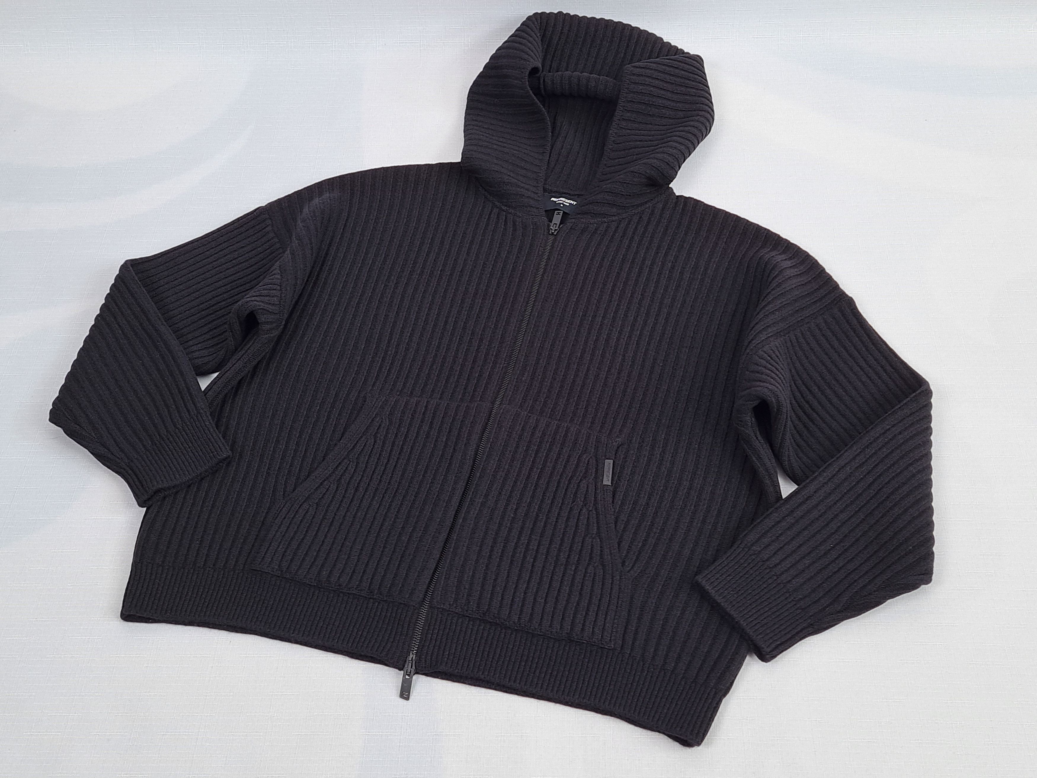 Represent Clo. Represent oversized wool/cashmere zip hoodie. Size M Size US M / EU 48-50 / 2 - 8 Thumbnail