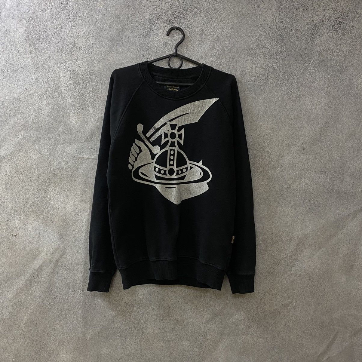 Vivienne Westwood Vintage Vivienne Westwood Sweatshirt Y2K men's S size Size US S / EU 44-46 / 1 - 1 Thumbnail