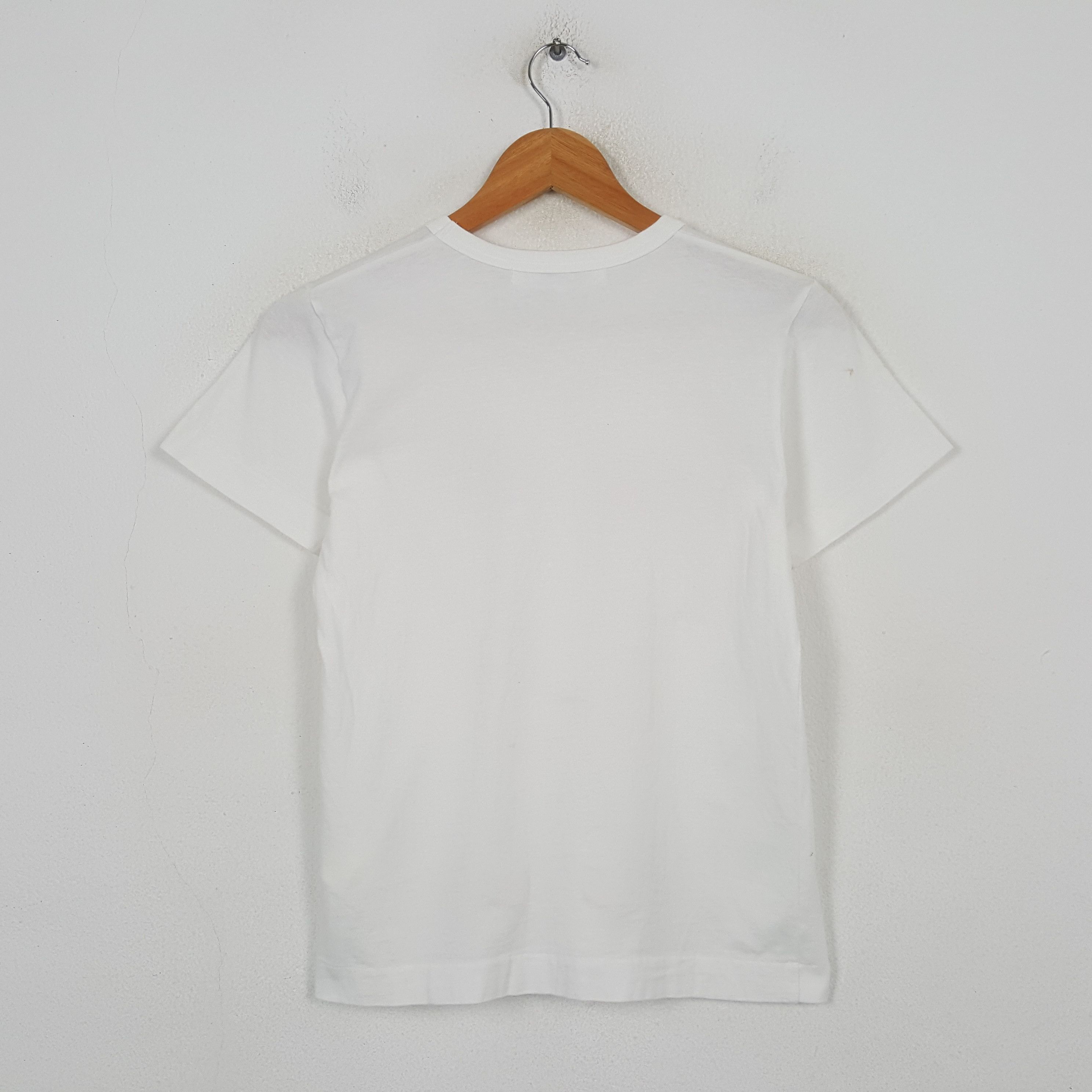 Comme des Garcons Vintage Play Comme des Garçons Japanese Brand T-shirt RR30 Size US S / EU 44-46 / 1 - 3 Thumbnail