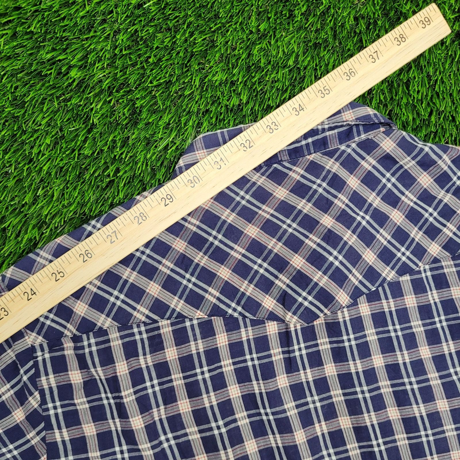 Wrangler Vintage Wrangler Western Snap Shirt Large 22x30 Shadow Plaid Size US L / EU 52-54 / 3 - 6 Thumbnail