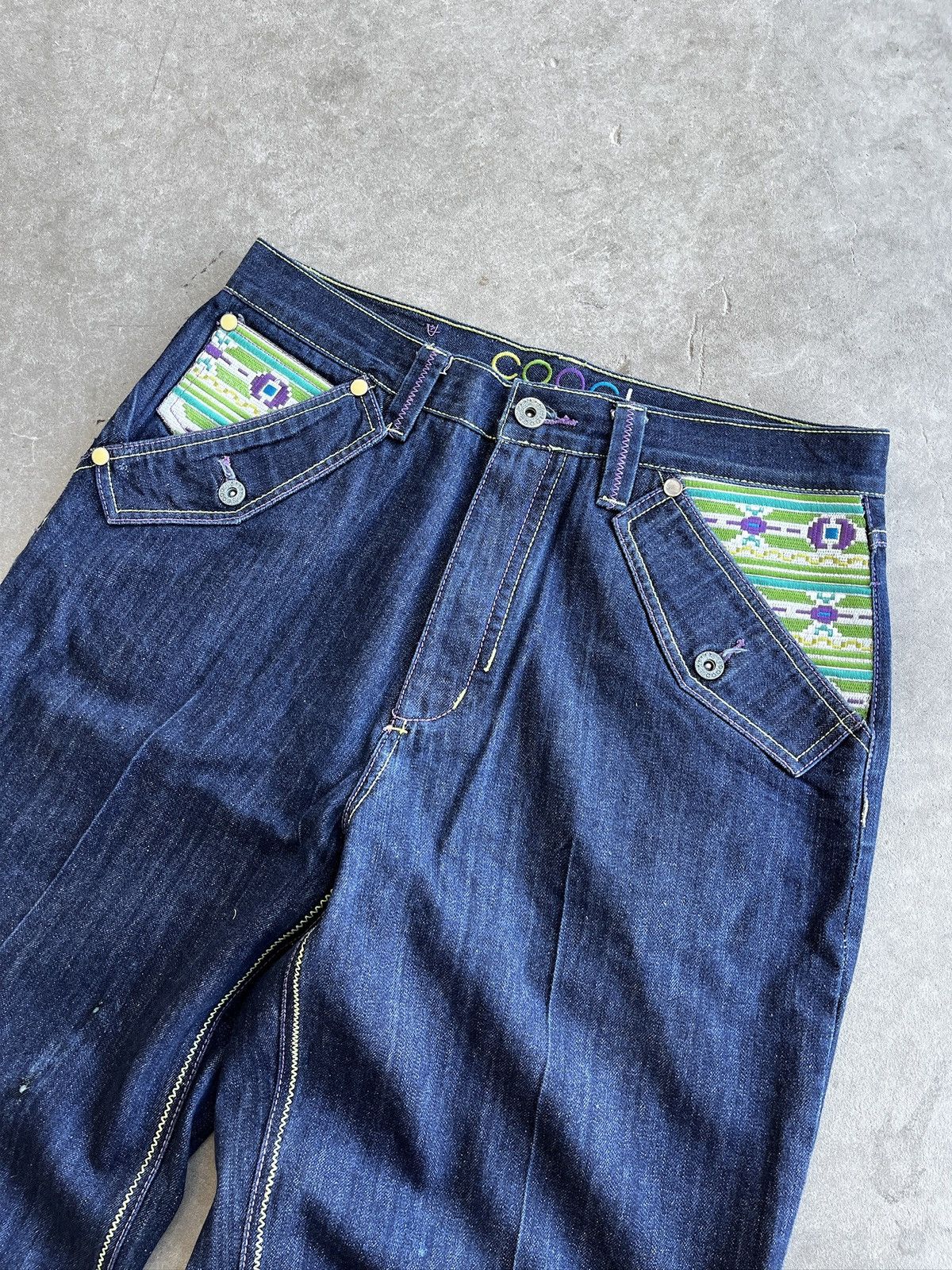 Coogi Vintage 1990s Coogi Embroidered Pocket Jeans (unisex) Size US 36 / EU 52 - 14 Thumbnail