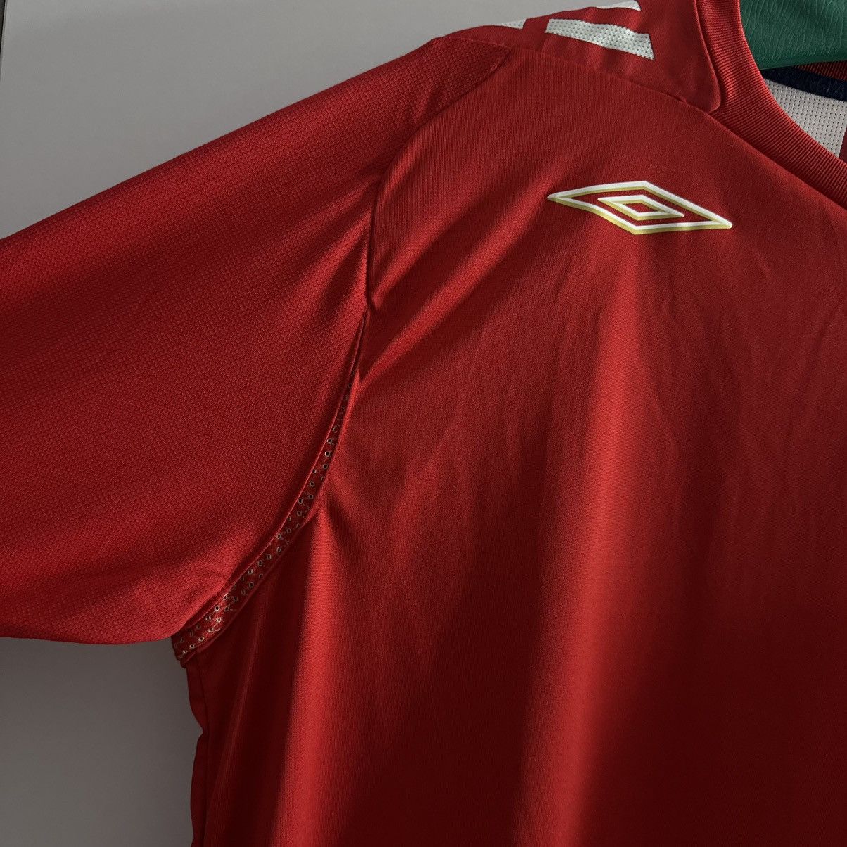 Umbro Vintage Umbro England Home 2006 National Team T Shirt jersey Size US XL / EU 56 / 4 - 3 Thumbnail