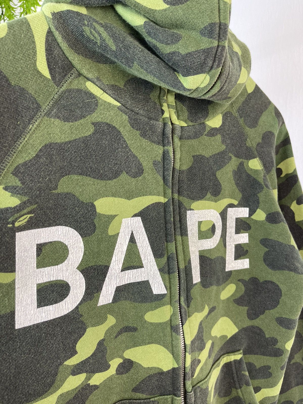 Bape × Nigo Bape 1st Green Camo Full Zip Hoodie Size XS / US 0-2 / IT 36-38 - 7 Thumbnail