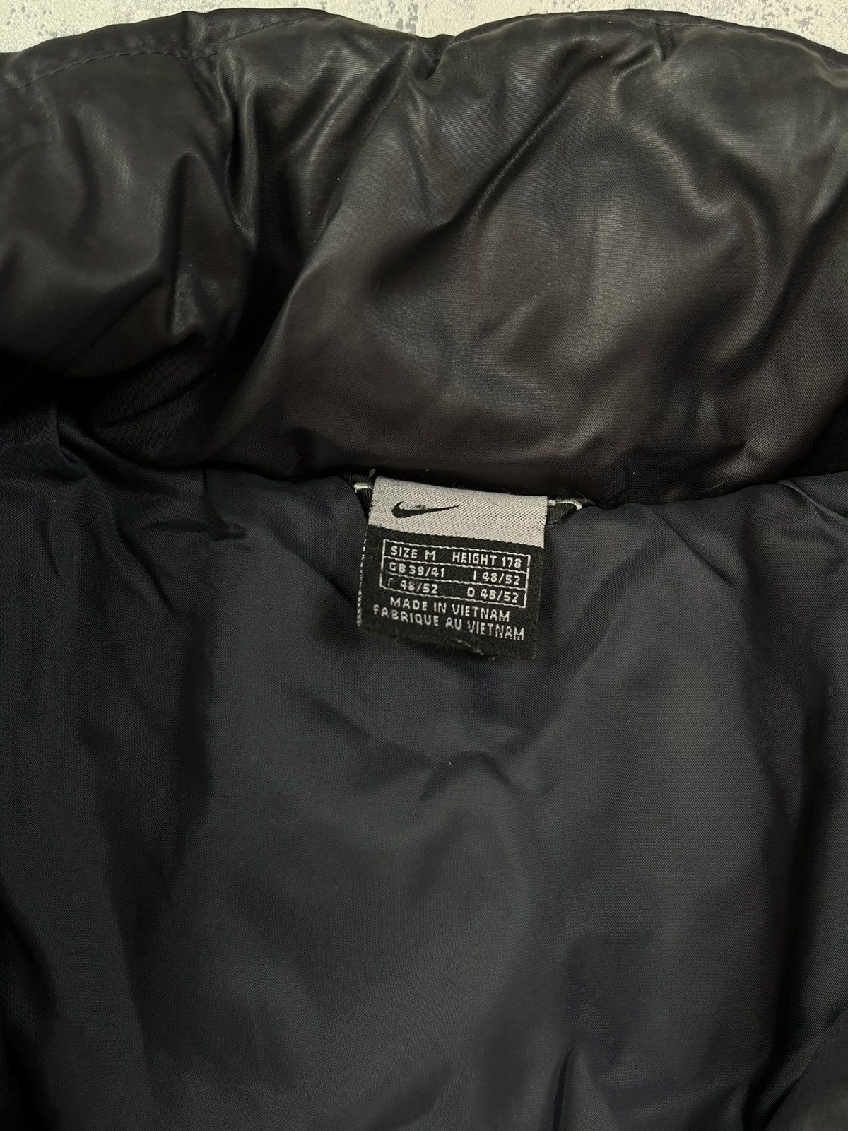 Nike × Vintage 90’s NIKE VINTAGE RETRO DOWN PUFFER JACKET SWOOSH SPELLOUT Size US M / EU 48-50 / 2 - 3 Thumbnail