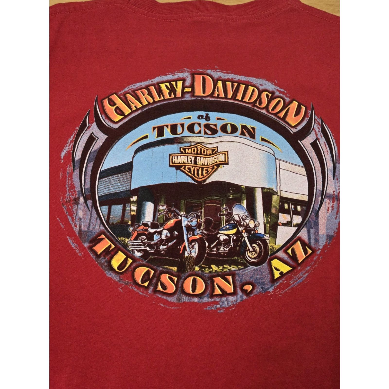 Harley Davidson VINTAGE Harley-Davidson Shirt Mens L Red Tucson AZ Biker Motorcycle 2003 USA Men Shirt Red USA 2003 Harley-Davidson graphic print front back Size US L / EU 52-54 / 3 - 6 Thumbnail