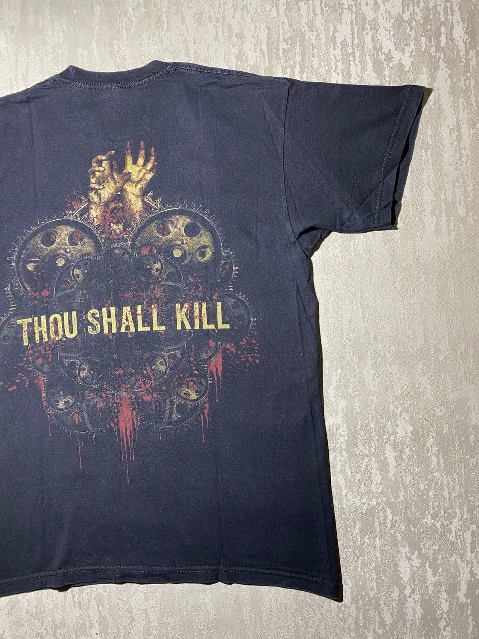 Band Tees × Vintage Vintage Y2K Six Feet Under Skulls hands Horror Tee Size US M / EU 48-50 / 2 - 12 Thumbnail