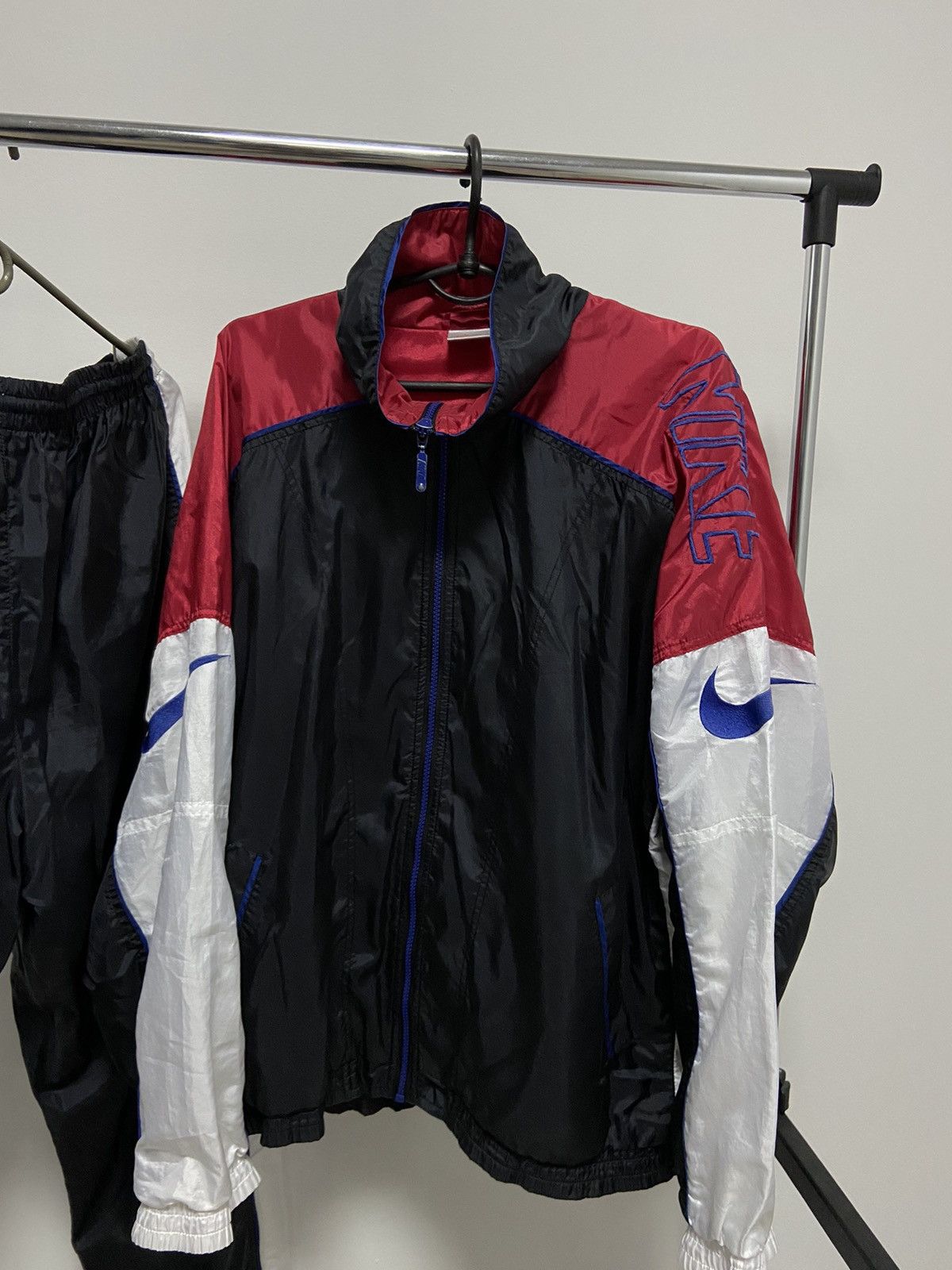 Nike × Vintage Nike Sweat Suit Vintage 90s Big Logo Pants Sweatshirt Nylon Size US L / EU 52-54 / 3 - 2 Thumbnail