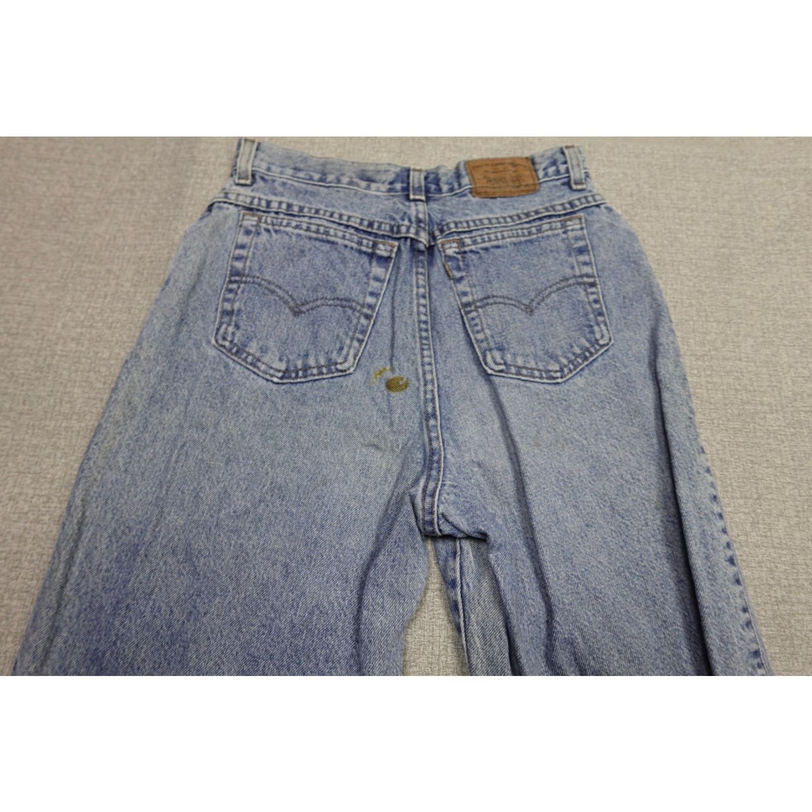 Levi's VINTAGE Levi's Jeans 900 Womens Size 9 Blue Relaxed Fit Tapered Leg Light Wash Special Size 30" / US 8 / IT 44 - 5 Thumbnail