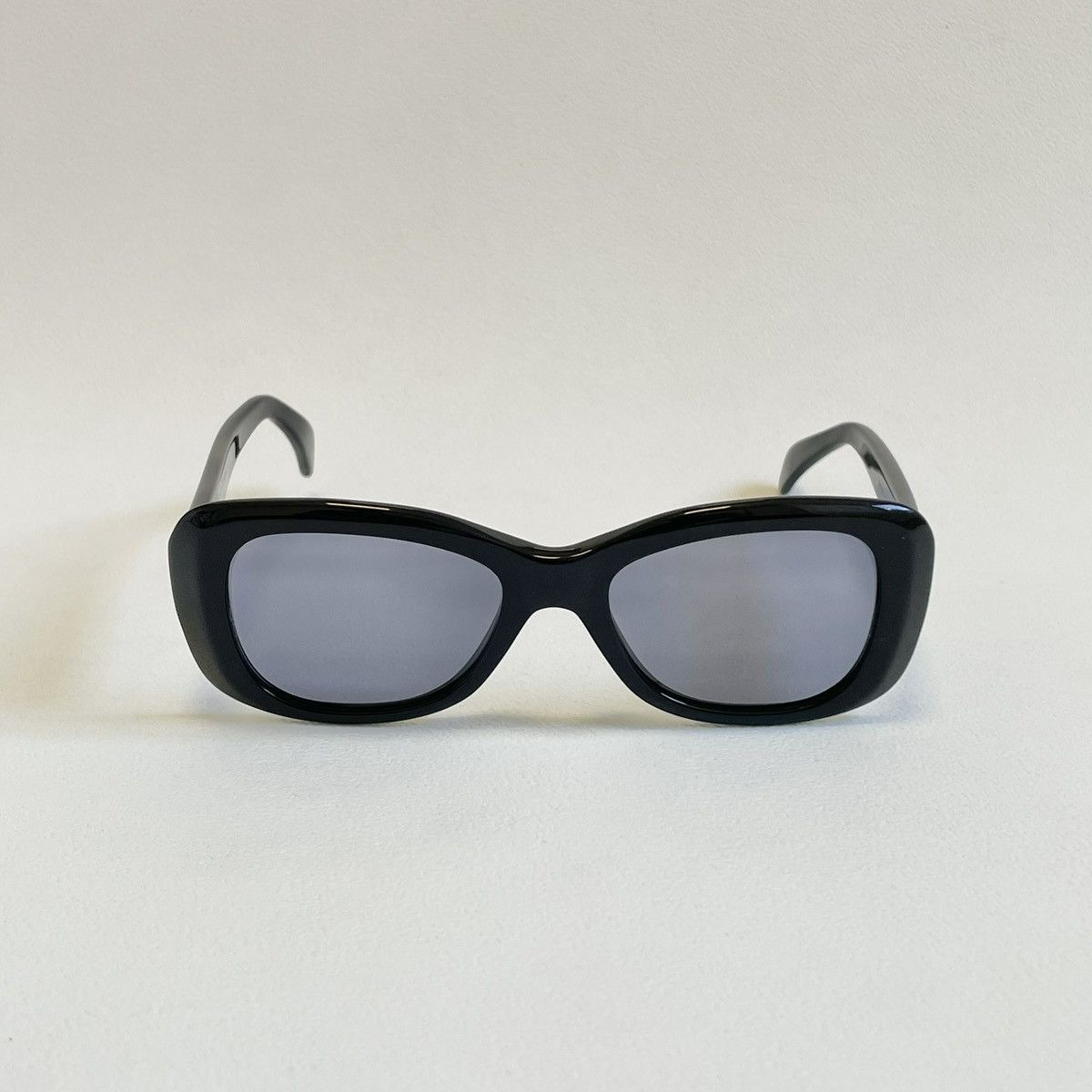 Cutler and Gross Black 70s Style ‘Rounded Edge’ Sunglasses Size ONE SIZE - 14 Thumbnail