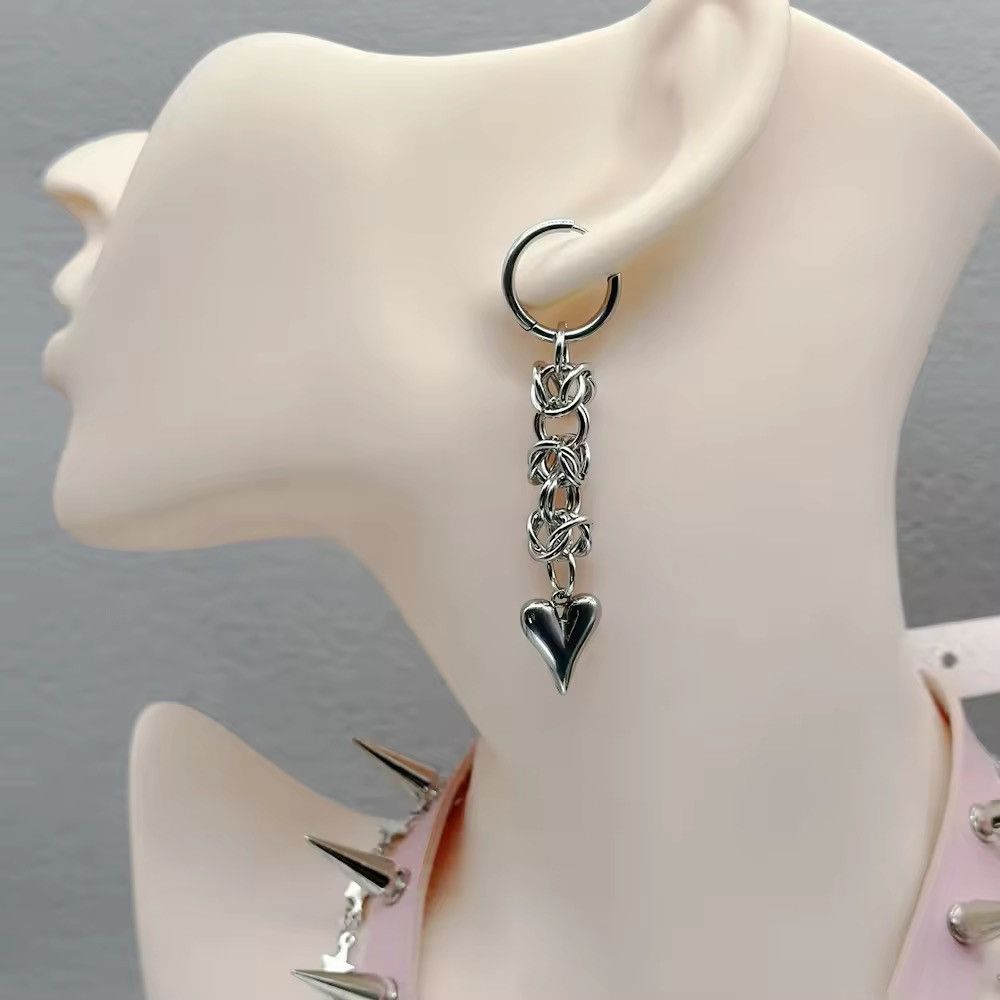 Jewelry × Vintage Chainmail Heart Dangle Earrings Gothic Stacked Size ONE SIZE - 2 Thumbnail