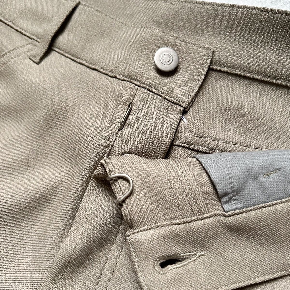Maison Margiela RUNWAY FW18 Techno Gabardine Flared Trousers Size US 33 - 4 Thumbnail