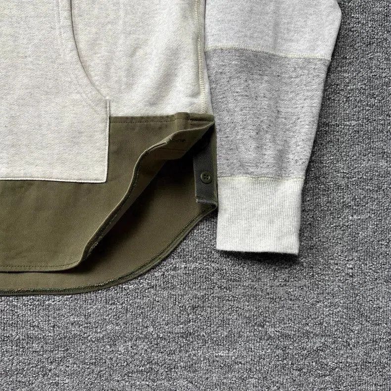 Comme des Garcons Comme des Garçons Homme Colorblock Sweatshirt. Size US M / EU 48-50 / 2 - 3 Thumbnail