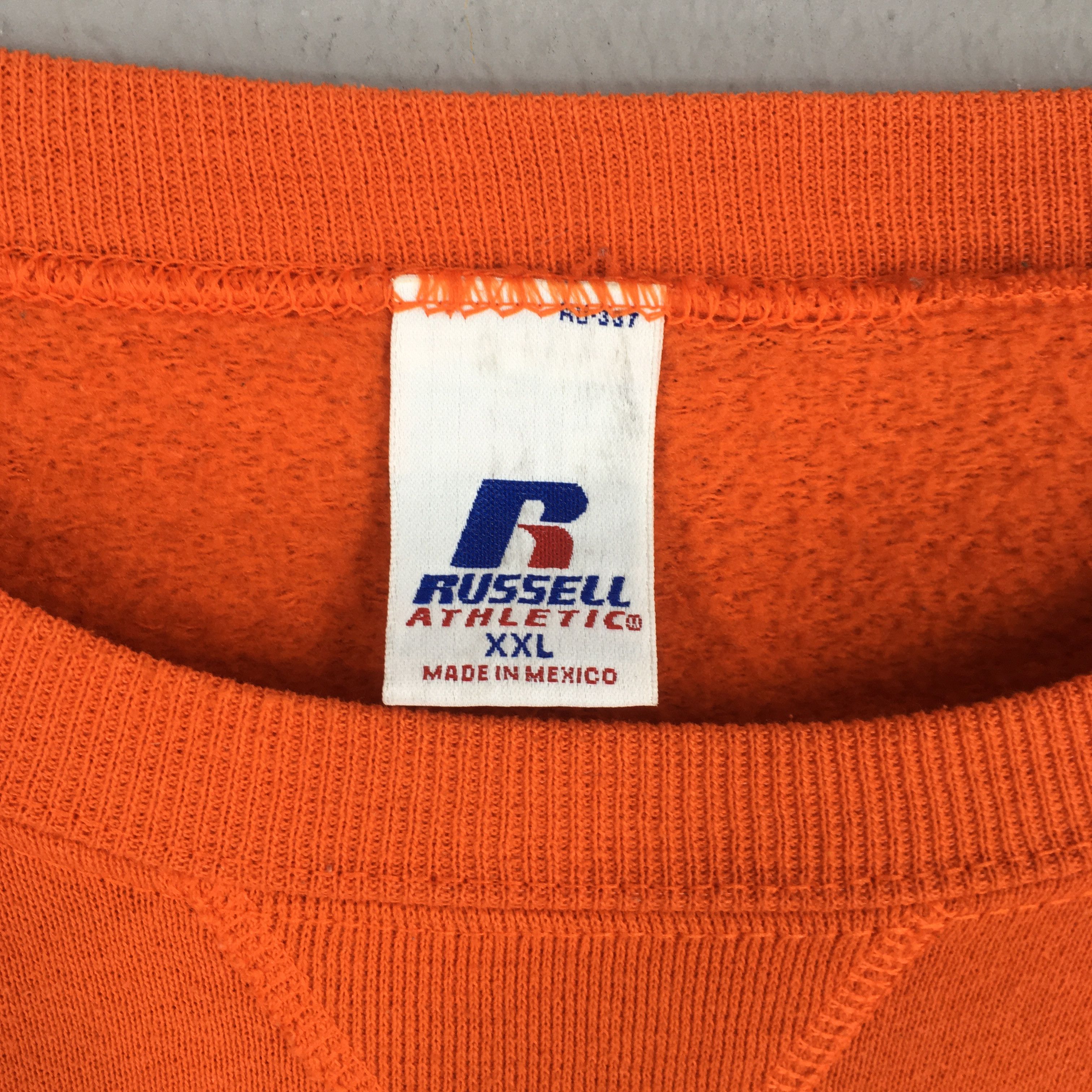 NCAA × Vintage Vintage Auburn University Orange Sweatshirt 2XLarge Size US XXL / EU 58 / 5 - 5 Thumbnail