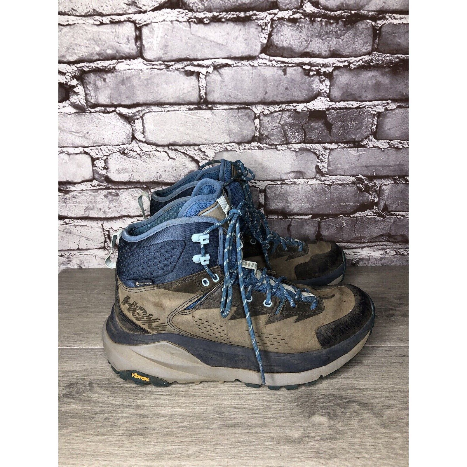 Hoka Men's Hoka One One Kaha GTX Gore-Tex Blue & Gray Mid Hiking Size US 8 / IT 38 - 1 Thumbnail