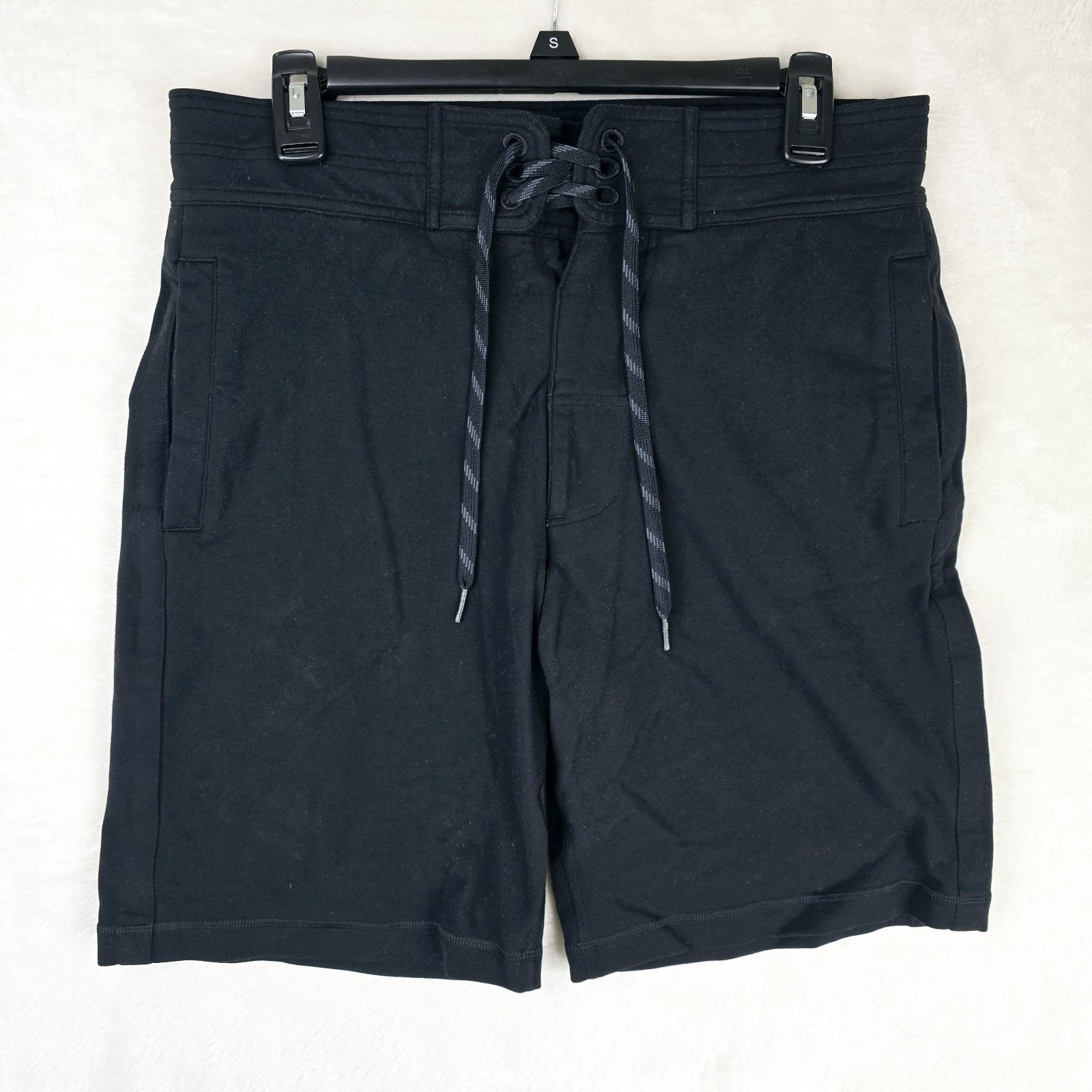 Lululemon Lululemon Men's Black Big Logo Vintage Shorts Size S 32x9 Size US 32 / EU 48 - 2 Thumbnail