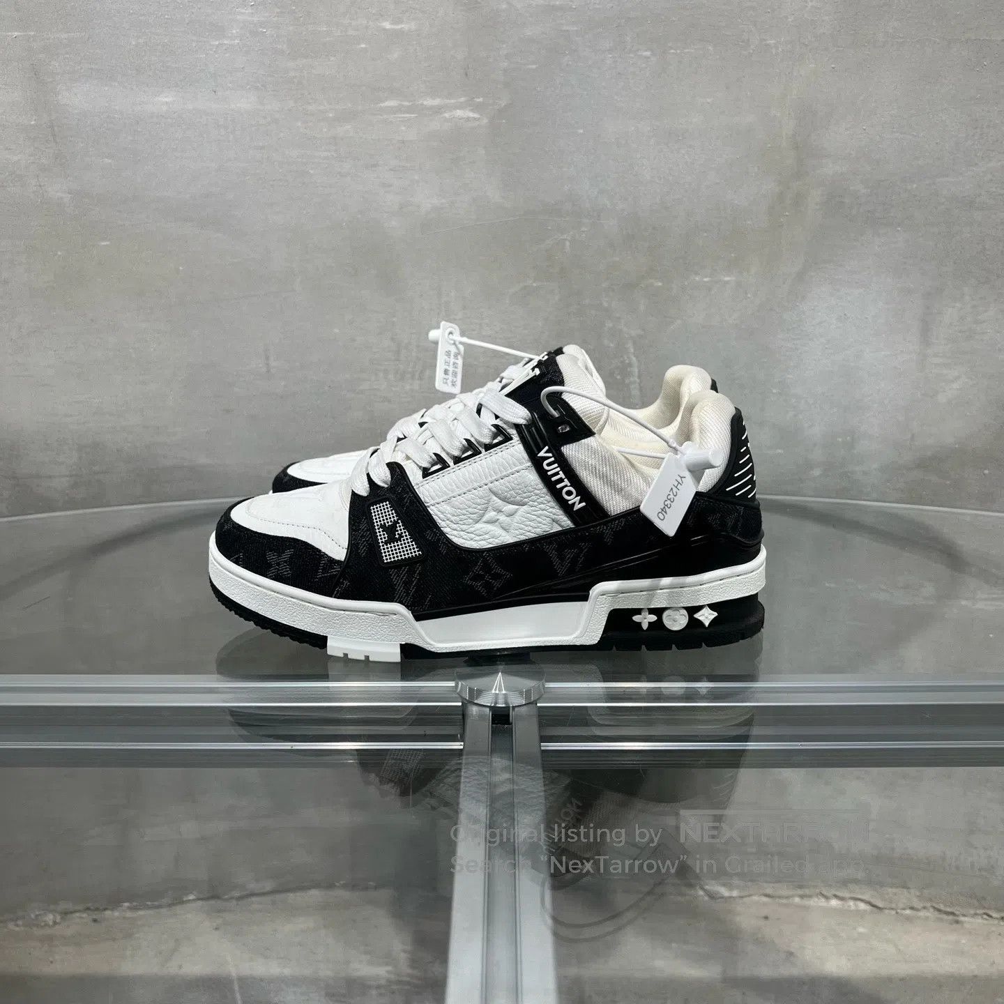 Louis Vuitton Louis Vuitton Trainer Black and White Jeans shoes Size US 7 / IT 37 - 3 Thumbnail