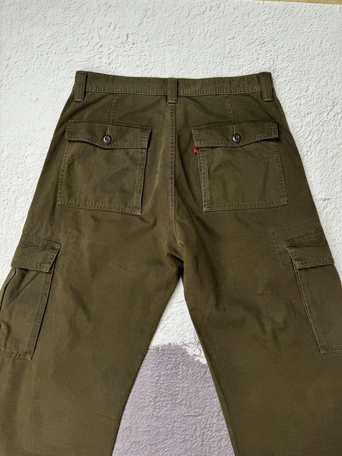 Levi's Levi’s vintage Cargo Loose Straight Baggy pants size 34 Size US 34 / EU 50 - 15 Thumbnail