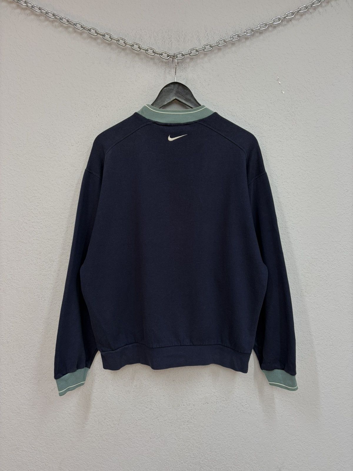 Nike Vintage y2k Nike Sweatshirt Centre Embroidered Swoosh Logo Size US M / EU 48-50 / 2 - 9 Thumbnail