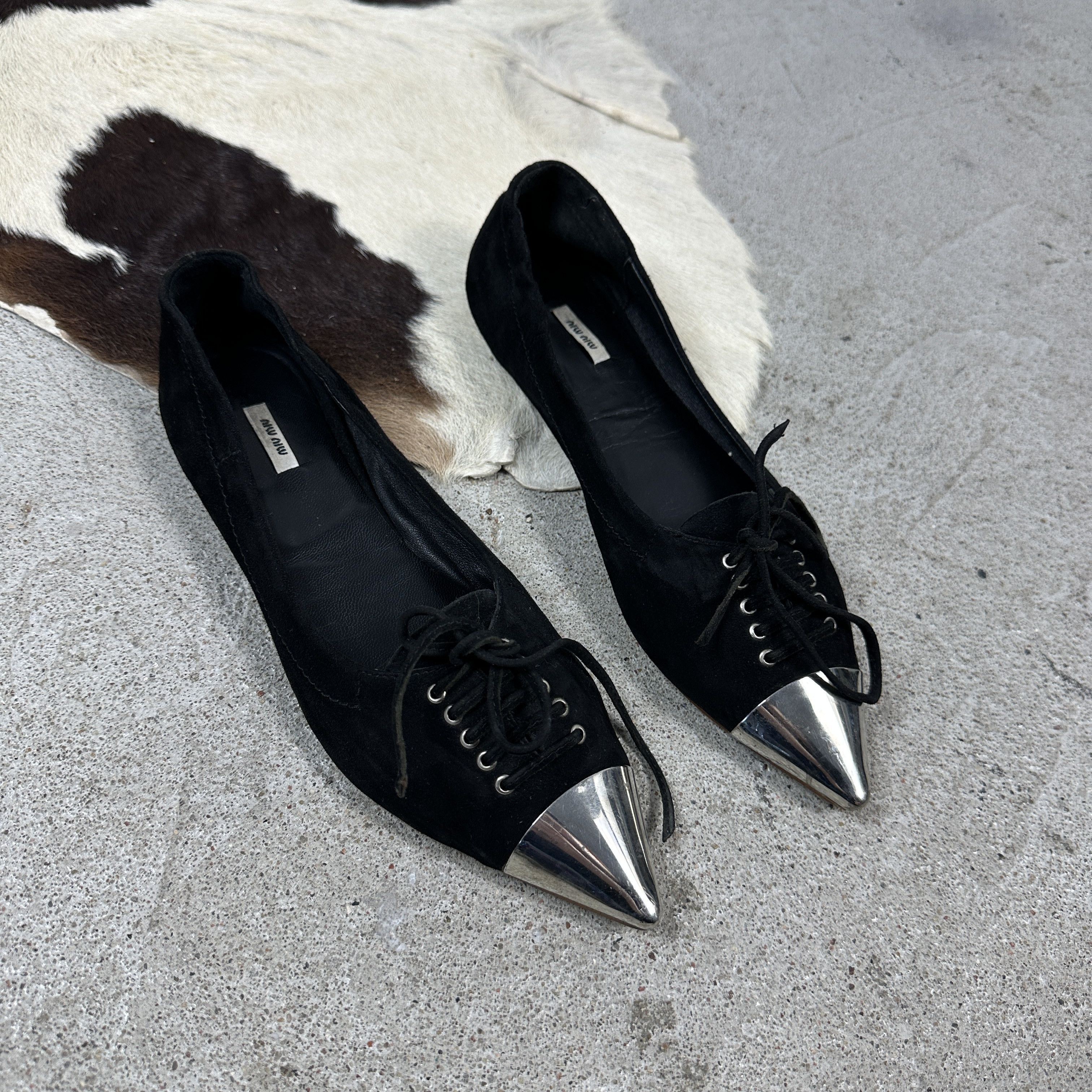 Miu Miu × Vintage Vintage Leather Y2K Preppy Miu Miu Steel Tip Ballerinas Size US 7.5 / IT 37.5 - 2 Thumbnail