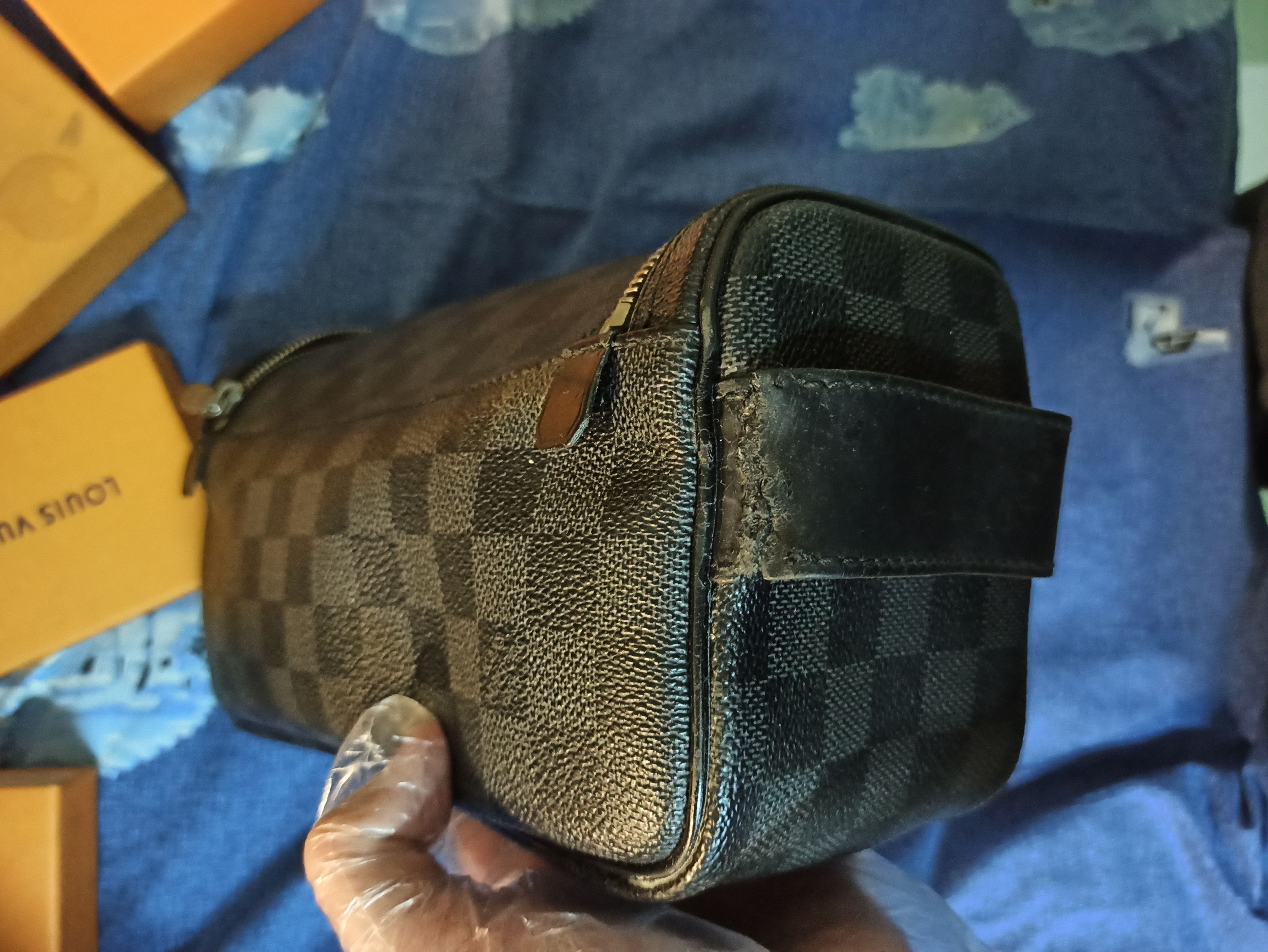 Louis Vuitton Louis Vuitton Damier Graphite Toiletry Pouch Size ONE SIZE - 9 Thumbnail