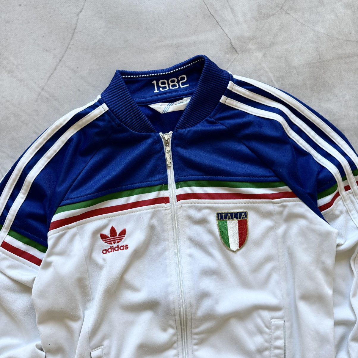 Adidas Vintage Adidas Italy Reprint 1982 Football Track Zip Y2K Size US S / EU 44-46 / 1 - 2 Thumbnail