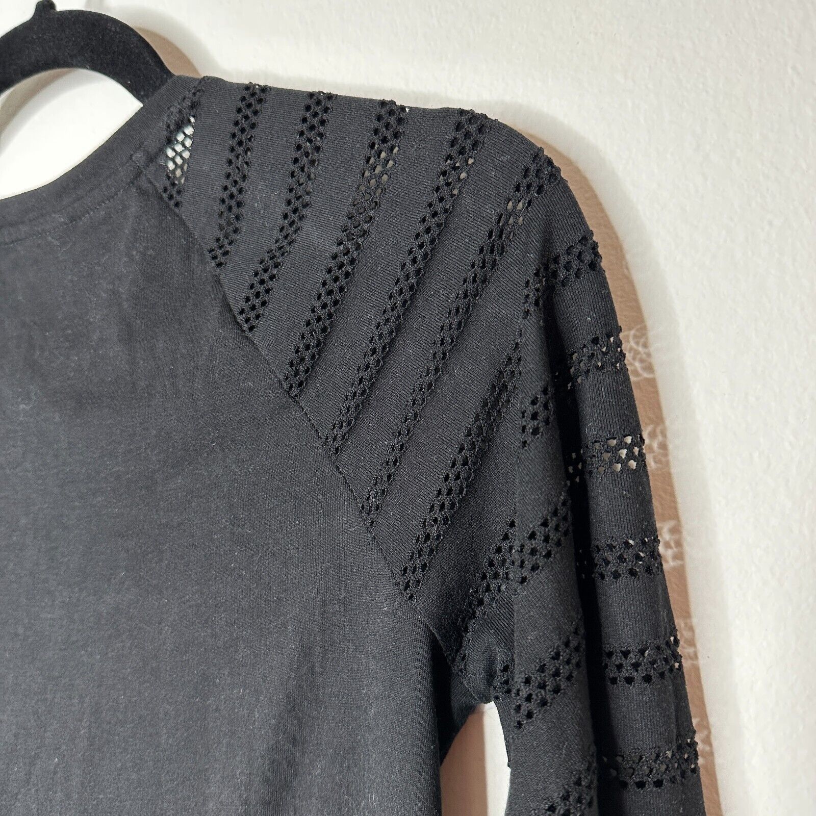 Other Ann Taylor Loft Black 3/4 Sleeve Cut-Out Stripe Shirt XXP Size XS / US 0-2 / IT 36-38 - 4 Thumbnail