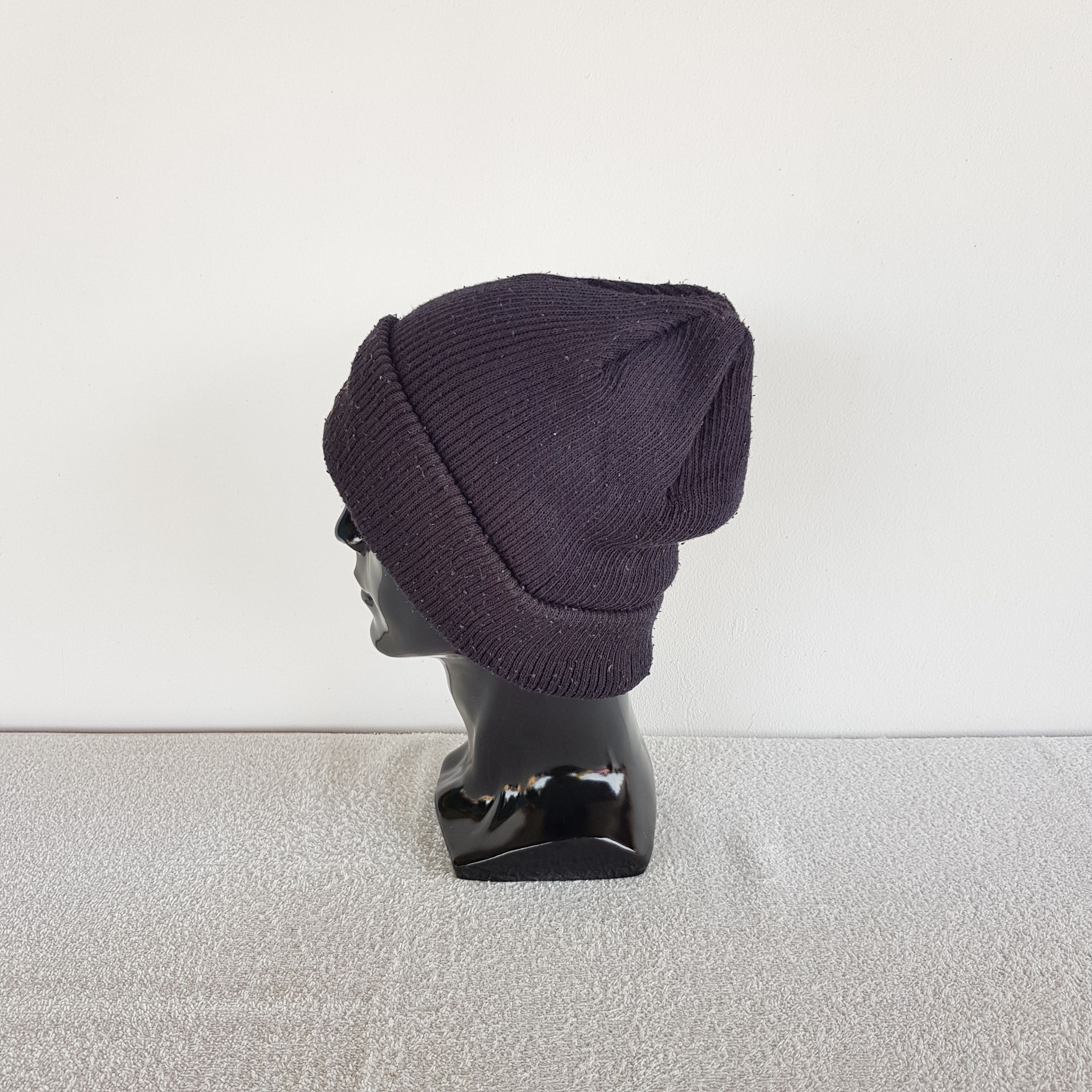 Umbro Vintage Umbro Beanie Y2K Snow Caps Hats Size ONE SIZE - 4 Thumbnail