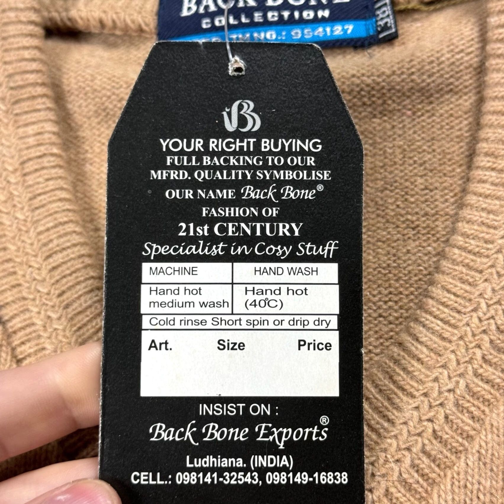 Vintage VINTAGE BACK BONE COLLECTION Wool Sweater M Mens V-Neck Plaid Knit Brown Tan 90s Preppy Pullover USA Made Regular Size M Size US M / EU 48-50 / 2 - 5 Thumbnail
