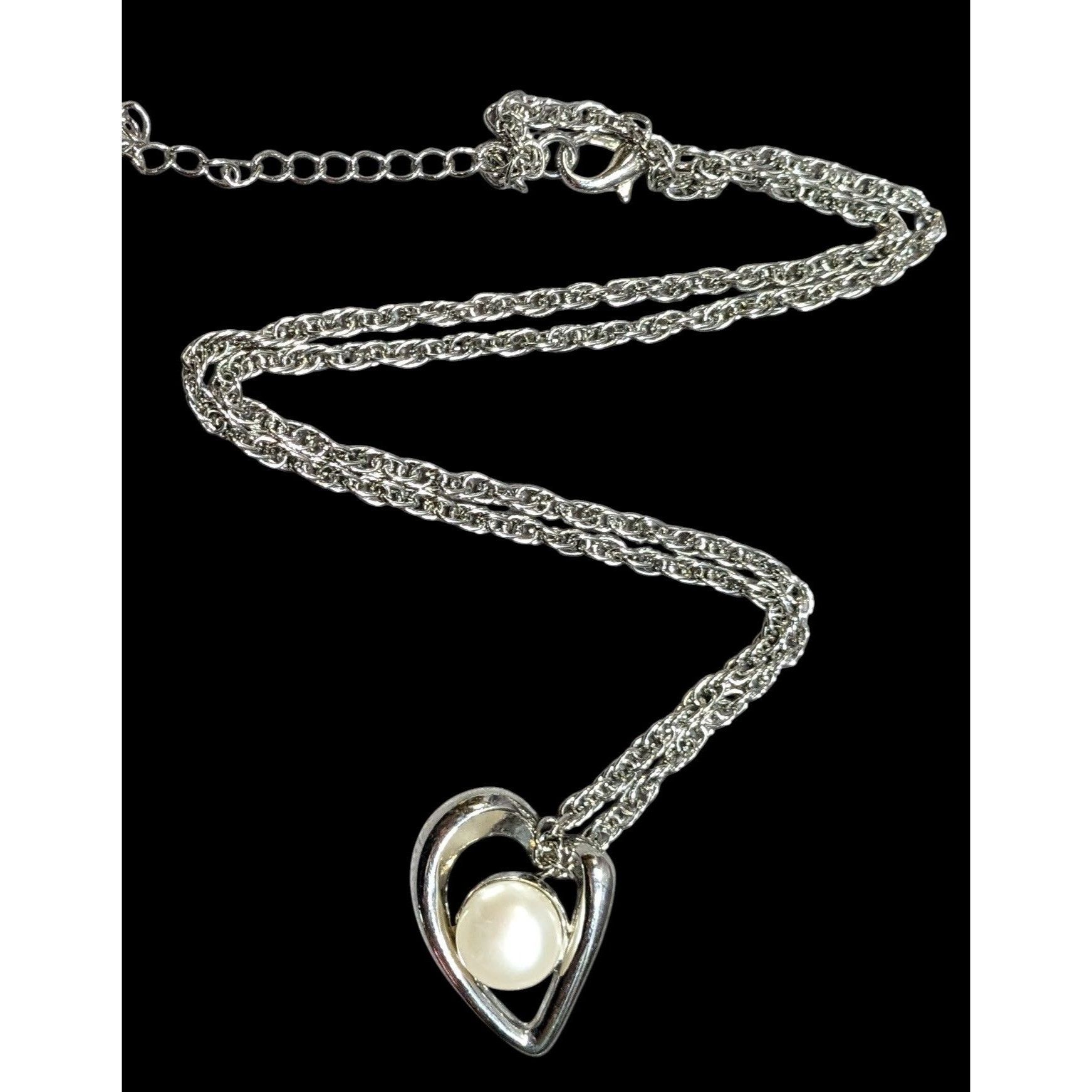Other Romantic Abstract Heart Pendant Necklace With Pearl Accent Size ONE SIZE - 1 Thumbnail