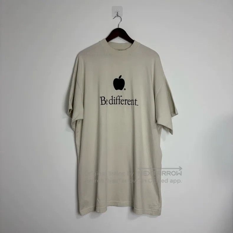 Balenciaga Balenciaga Apple Be Different Embroidered Logo Washed Shor Size US M / EU 48-50 / 2 - 1 Thumbnail