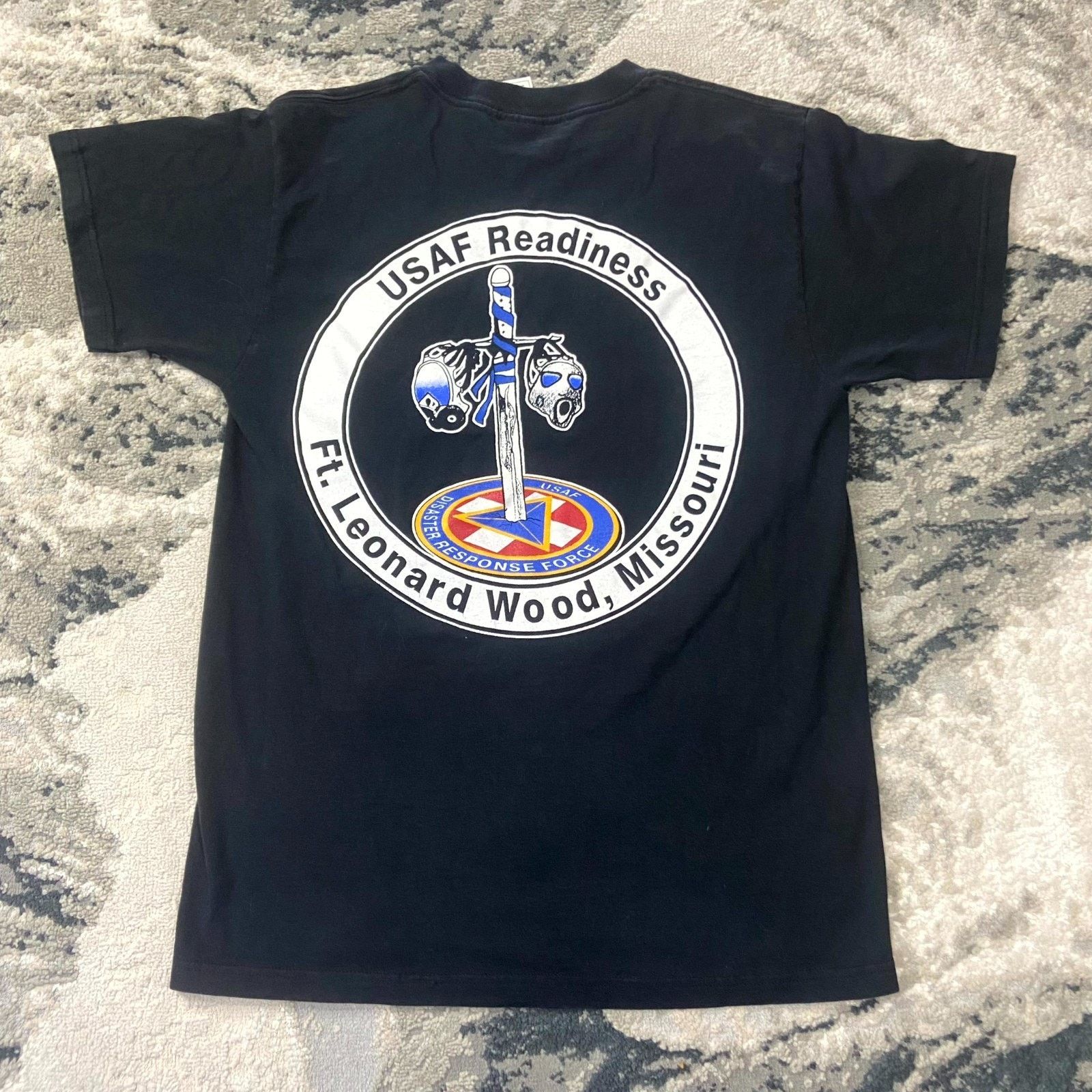 Fruit Of The Loom Vintage Fruit Of The Loom Best T Shirt Medium Black USAF Size US M / EU 48-50 / 2 - 2 Thumbnail