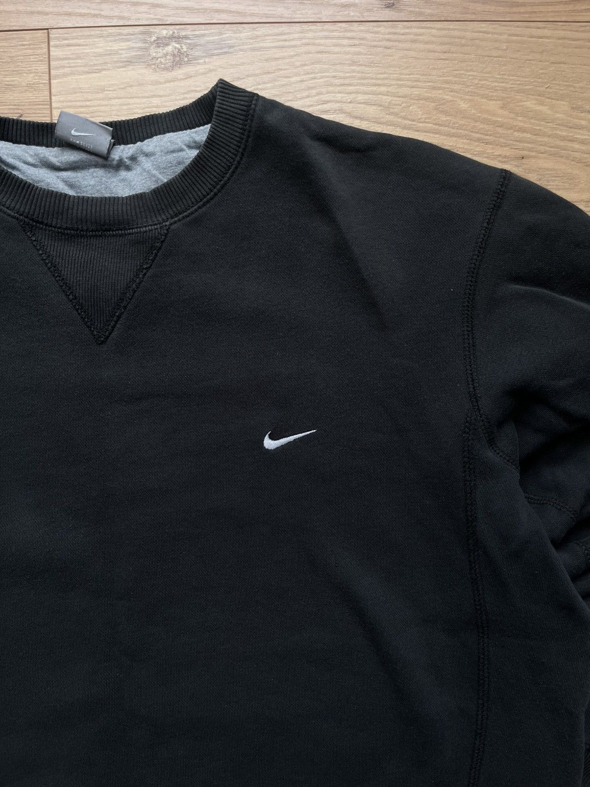 Nike 90’s NIKE VINTAGE RETRO BASIC SWOOSH LOGO BOXY CREWNECK Y2K Size US XL / EU 56 / 4 - 2 Thumbnail
