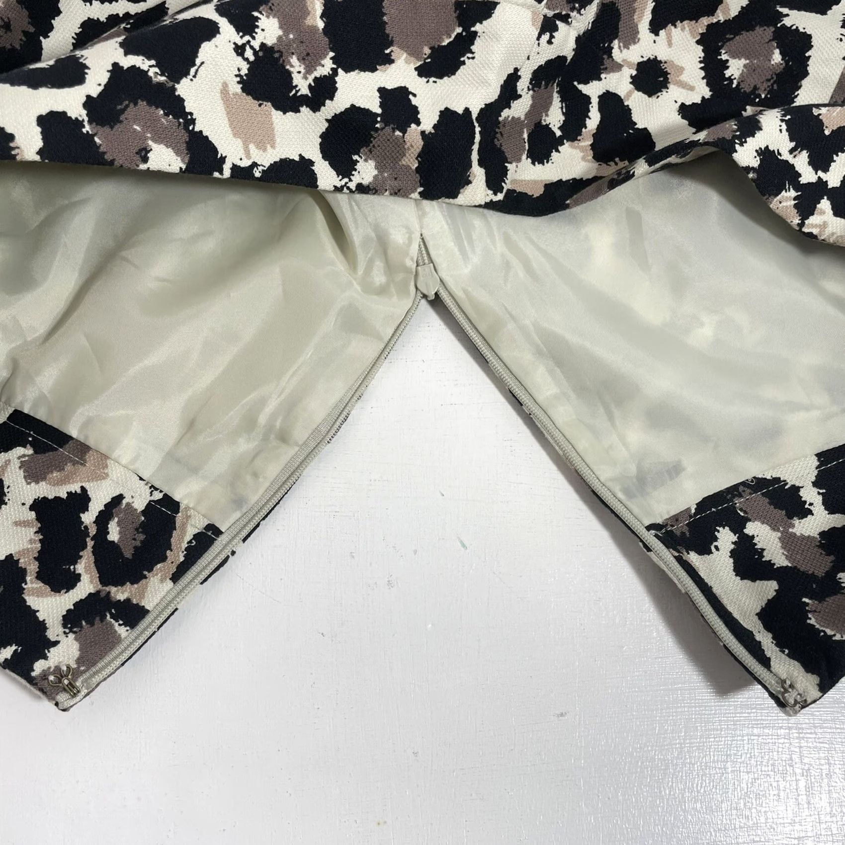 Ann Taylor VINTAGE Ann Taylor Loft Skirt 6 Women Knee Length Animal Print Pockets NWT Size 28" / US 6 / IT 42 - 3 Thumbnail
