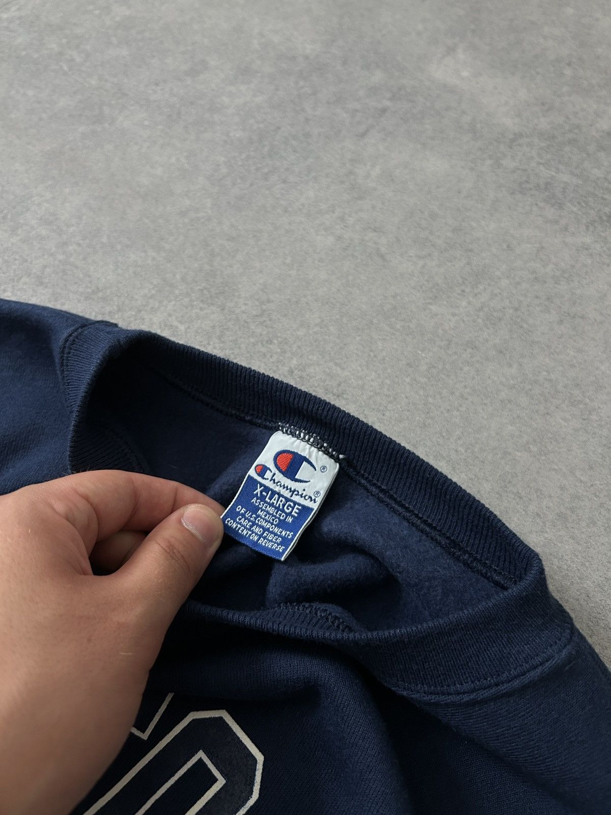 Champion Vintage Champion Reverse Air Force big logo sweatshirt Size US XL / EU 56 / 4 - 4 Thumbnail