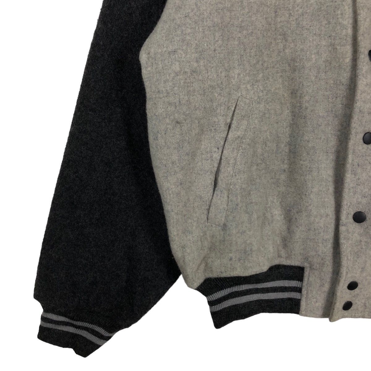 Japanese Brand 🔥90’s Vintage Varsity Jacket Bayleaf Arch Big Wing Bay.A Size US L / EU 52-54 / 3 - 4 Thumbnail