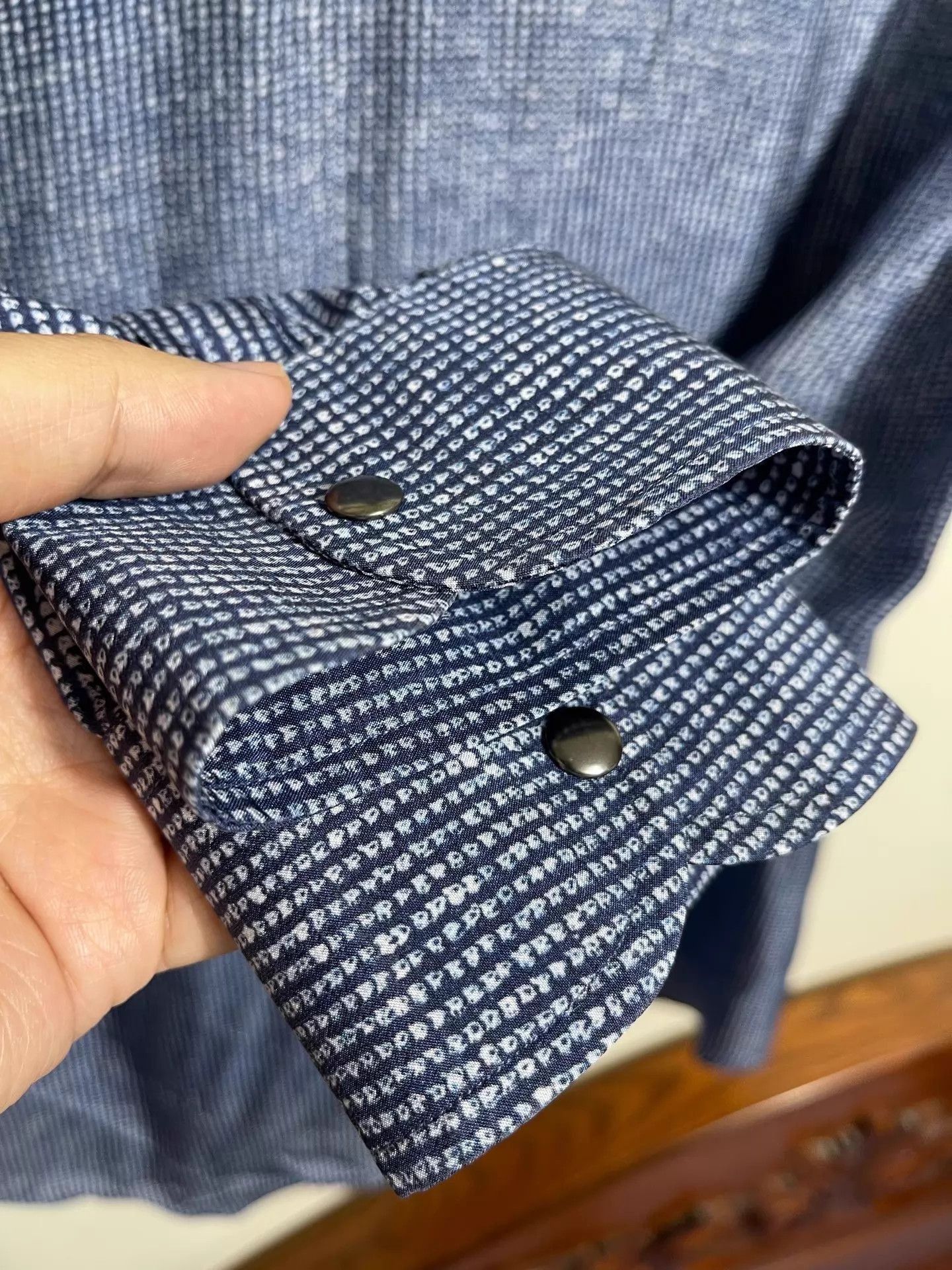 Giorgio Armani Blue Long-Sleeve Button-Up Shirt Size US XXS / EU 40 - 5 Thumbnail