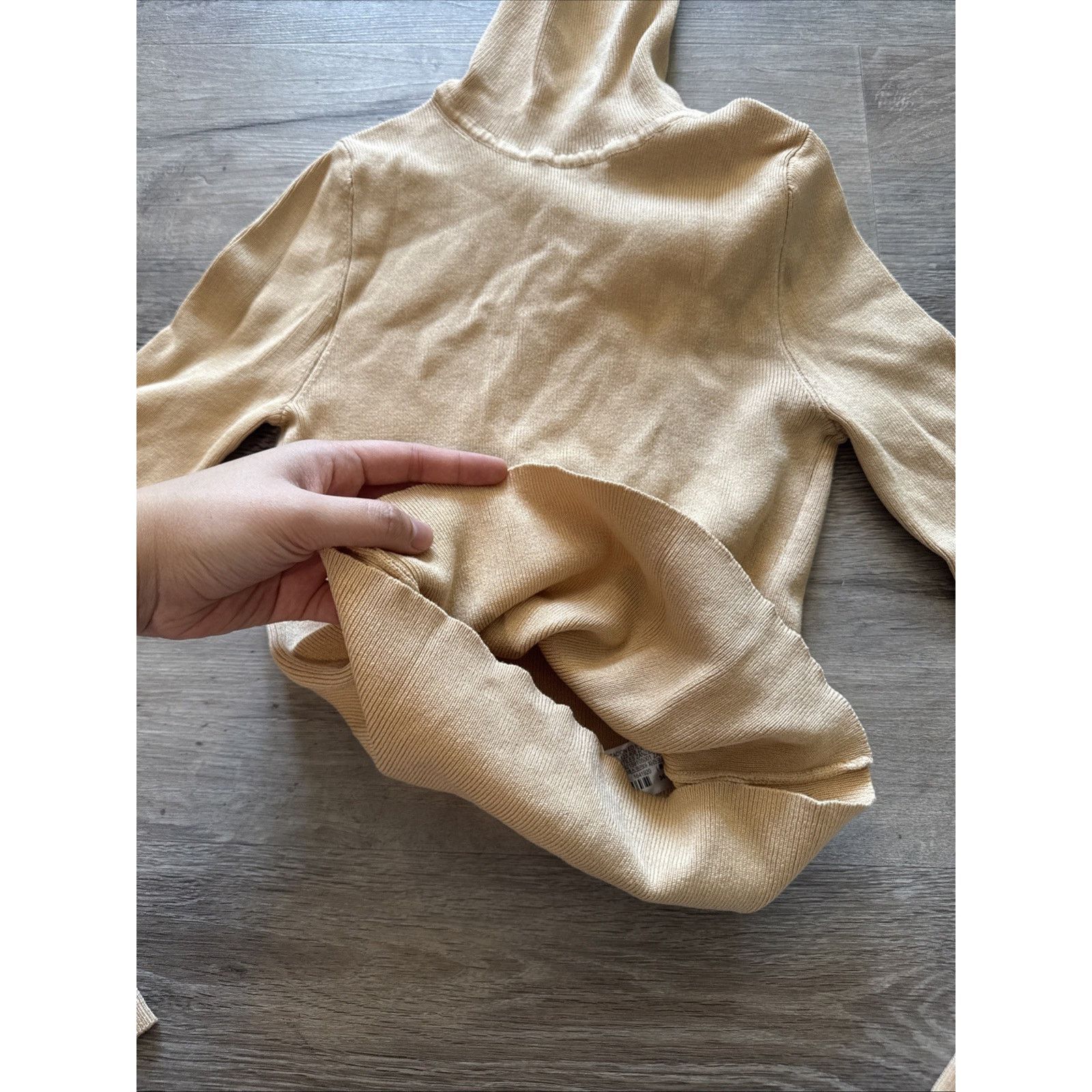 Zara Zara Women Cropped Turtleneck Long Sleeve Beige Top Size S Size S / US 4 / IT 40 - 5 Thumbnail