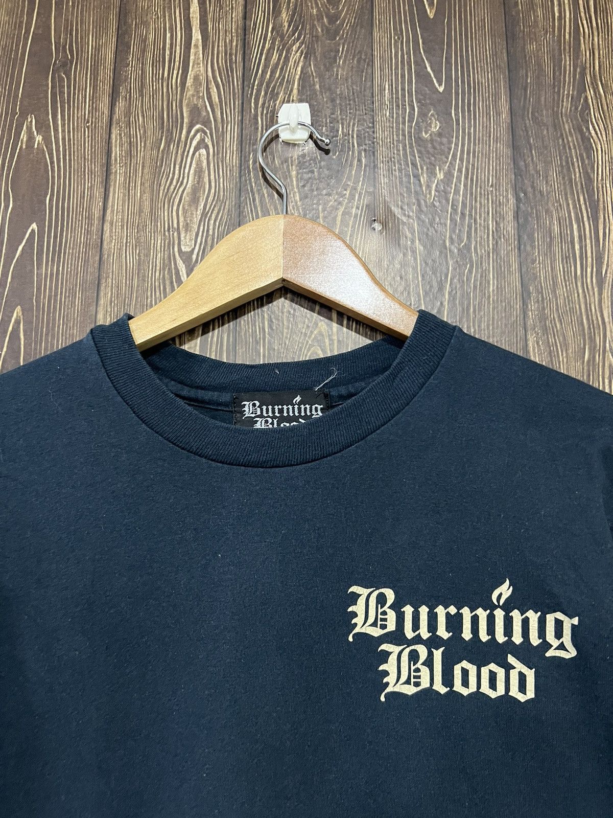 Vintage Vintage 90s Burning Blood Longsleeve Tshirt Size US M / EU 48-50 / 2 - 4 Thumbnail